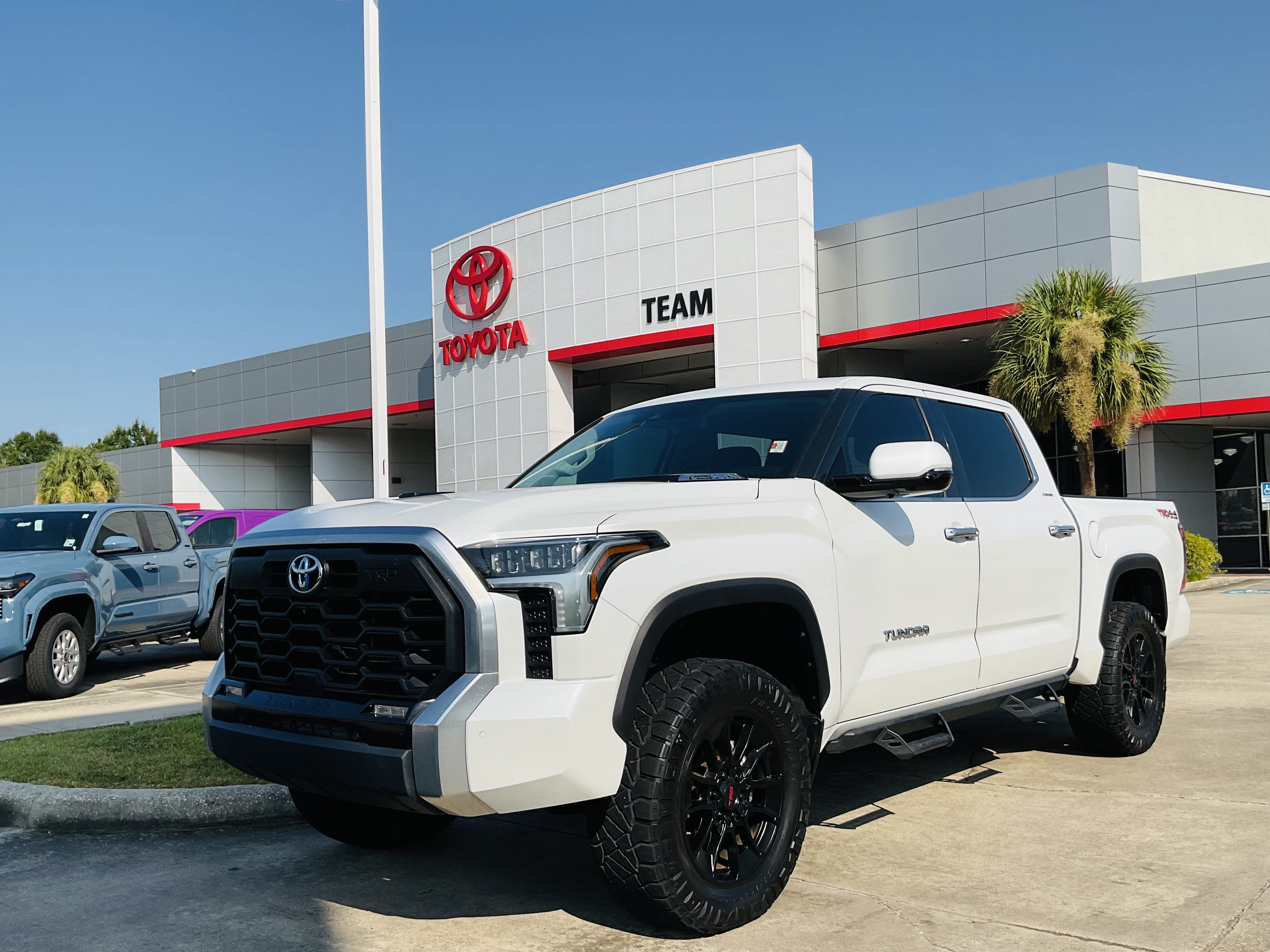 2023 Toyota Tundra i-FORCE MAX Limited Hybrid