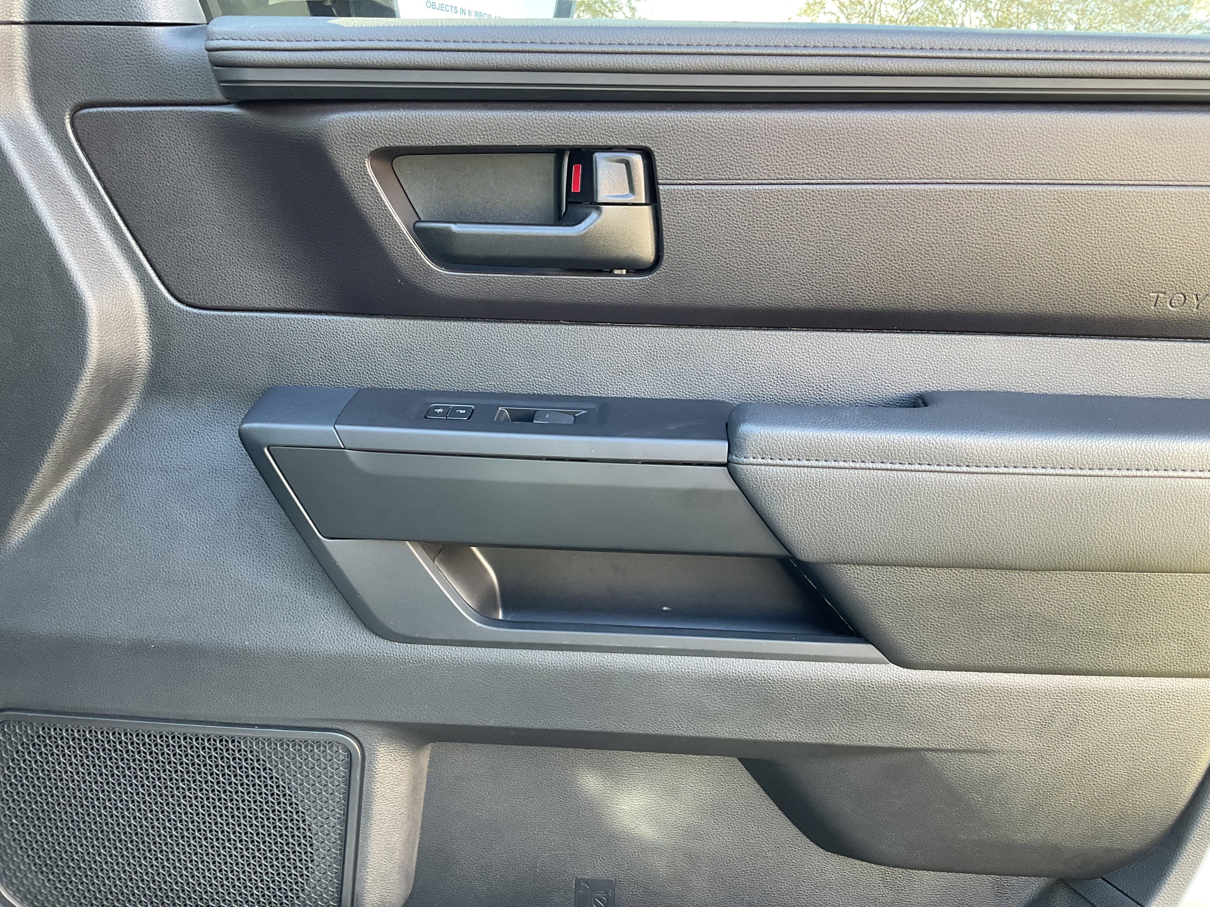 2024 Toyota TUNDRA 4X2 SR