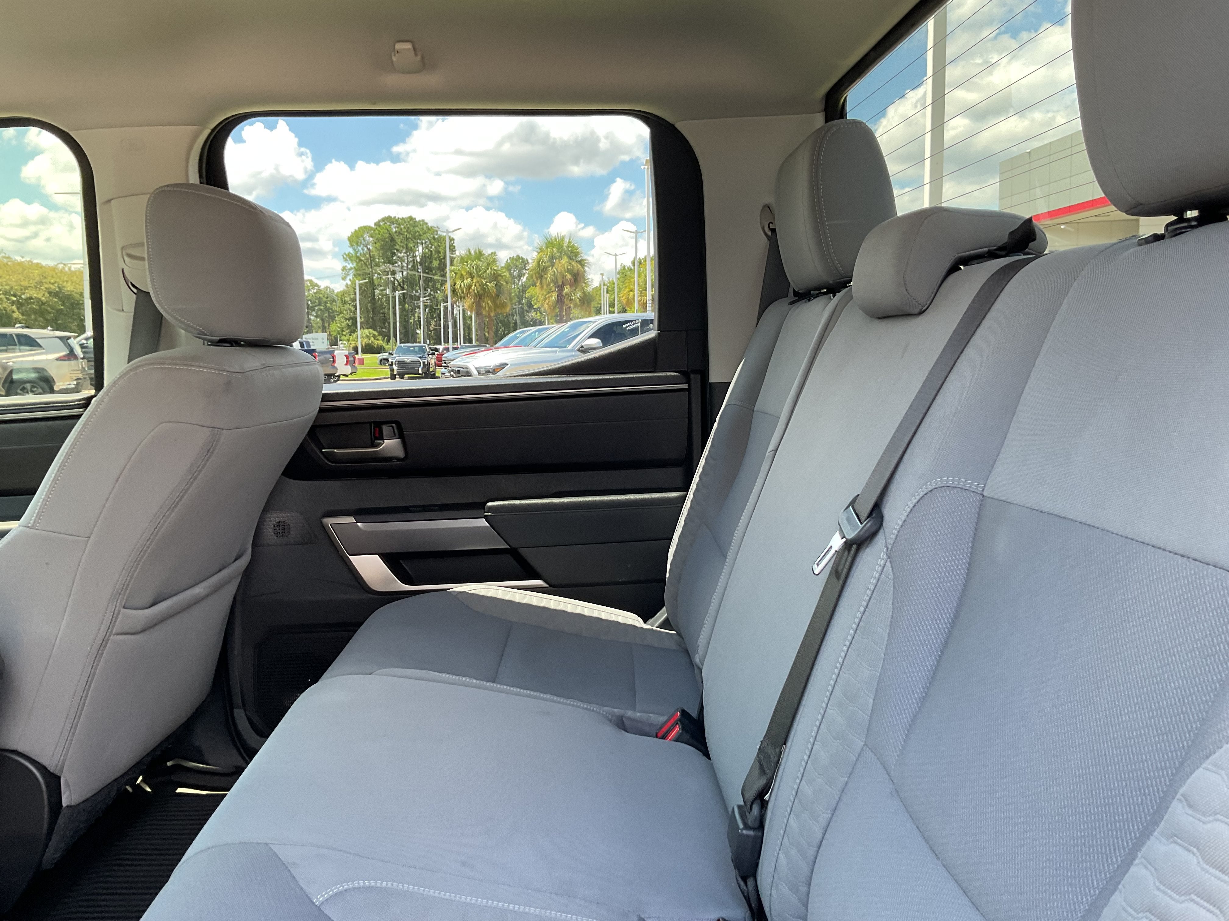 2022 Toyota Tundra SR5