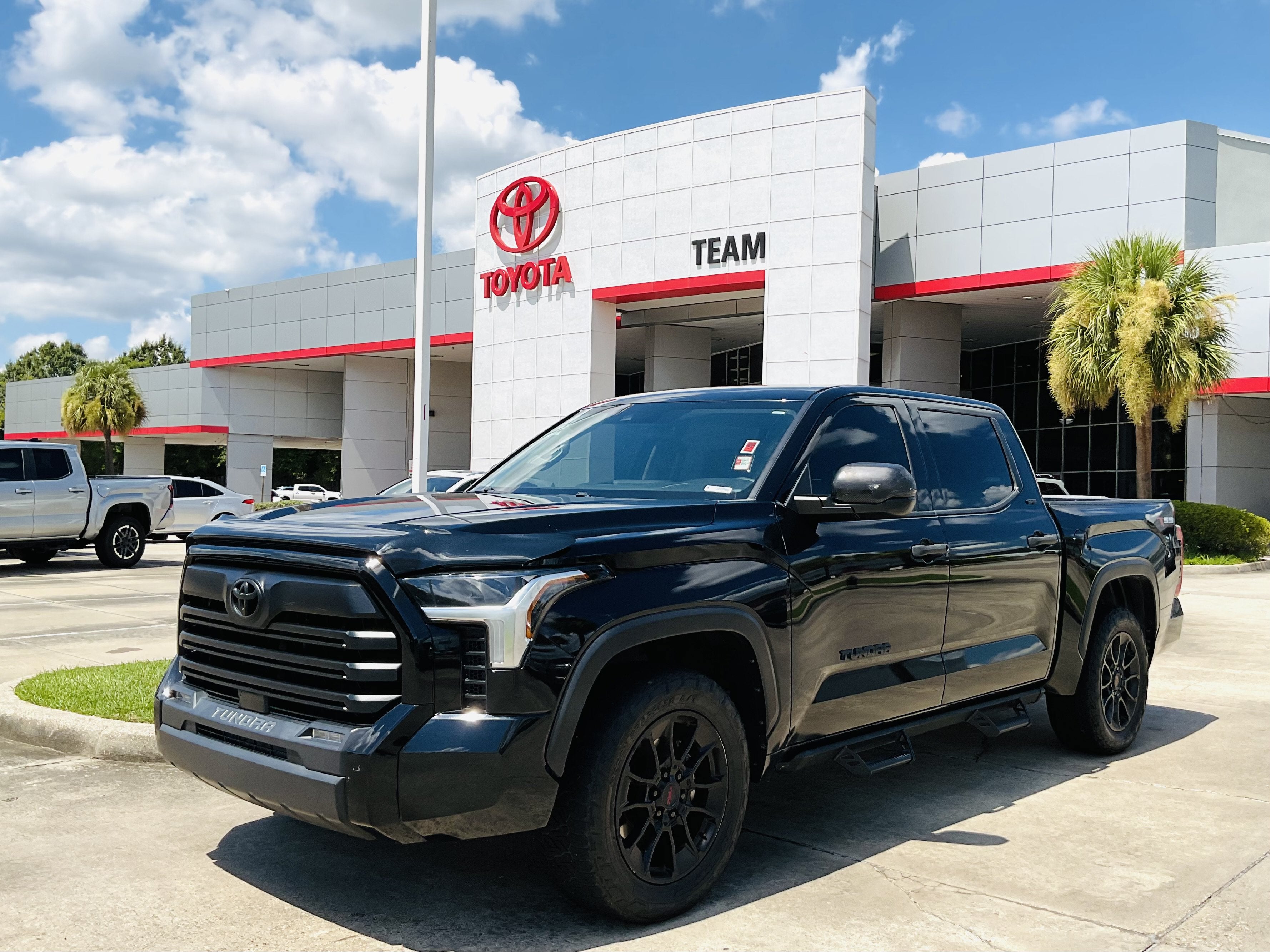 2022 Toyota Tundra SR5