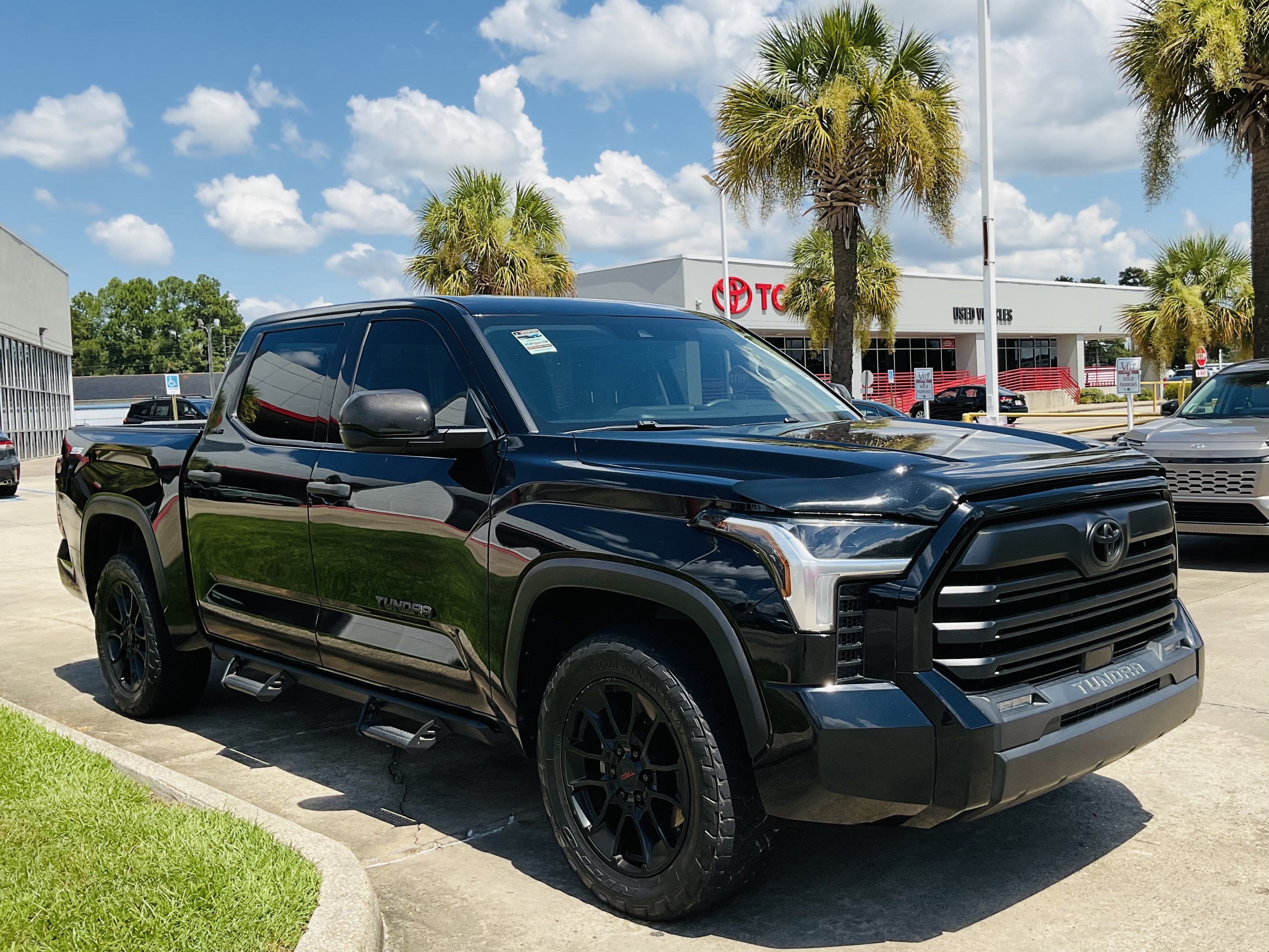 2022 Toyota Tundra SR5