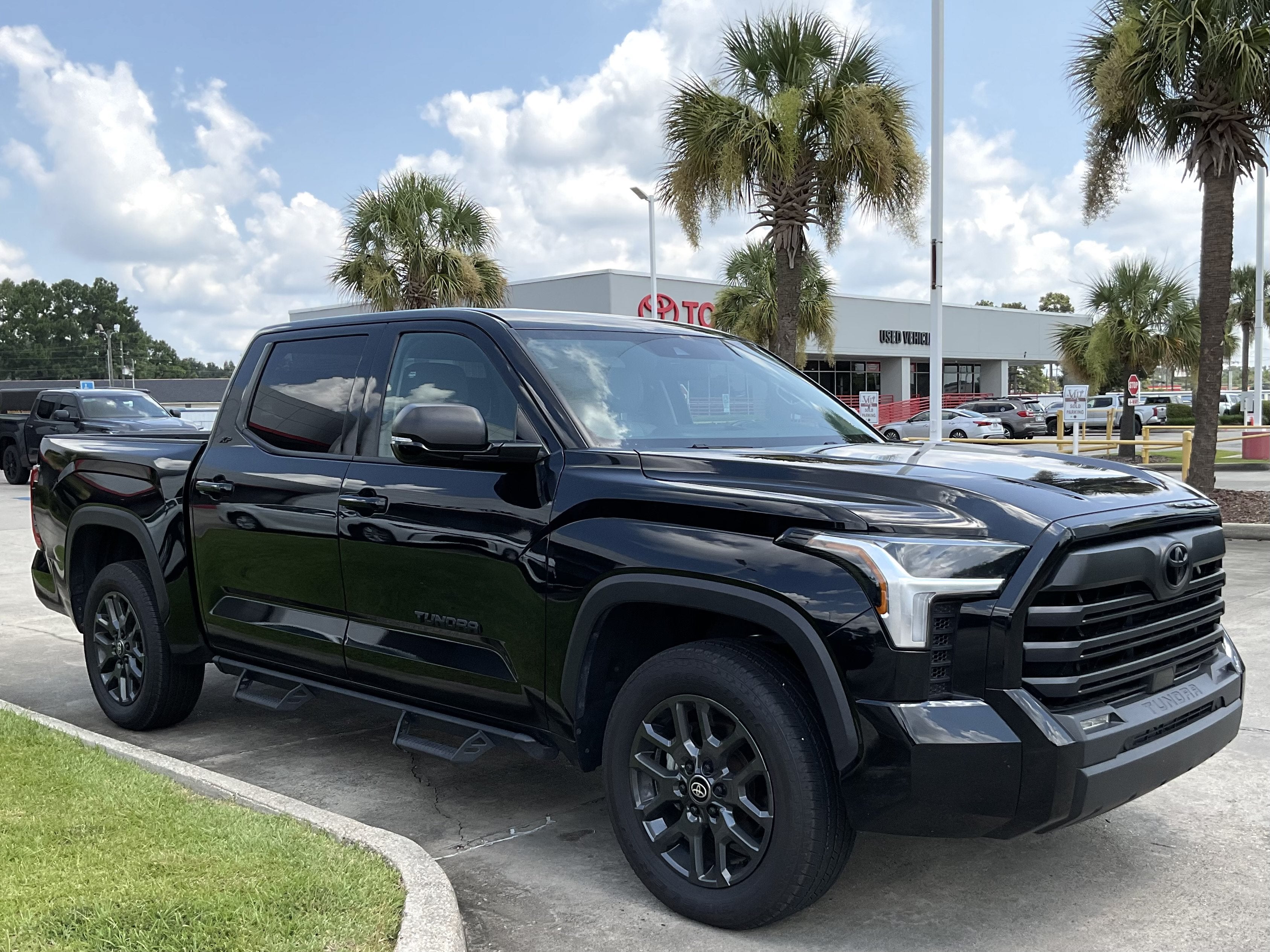 2024 Toyota Tundra SR5