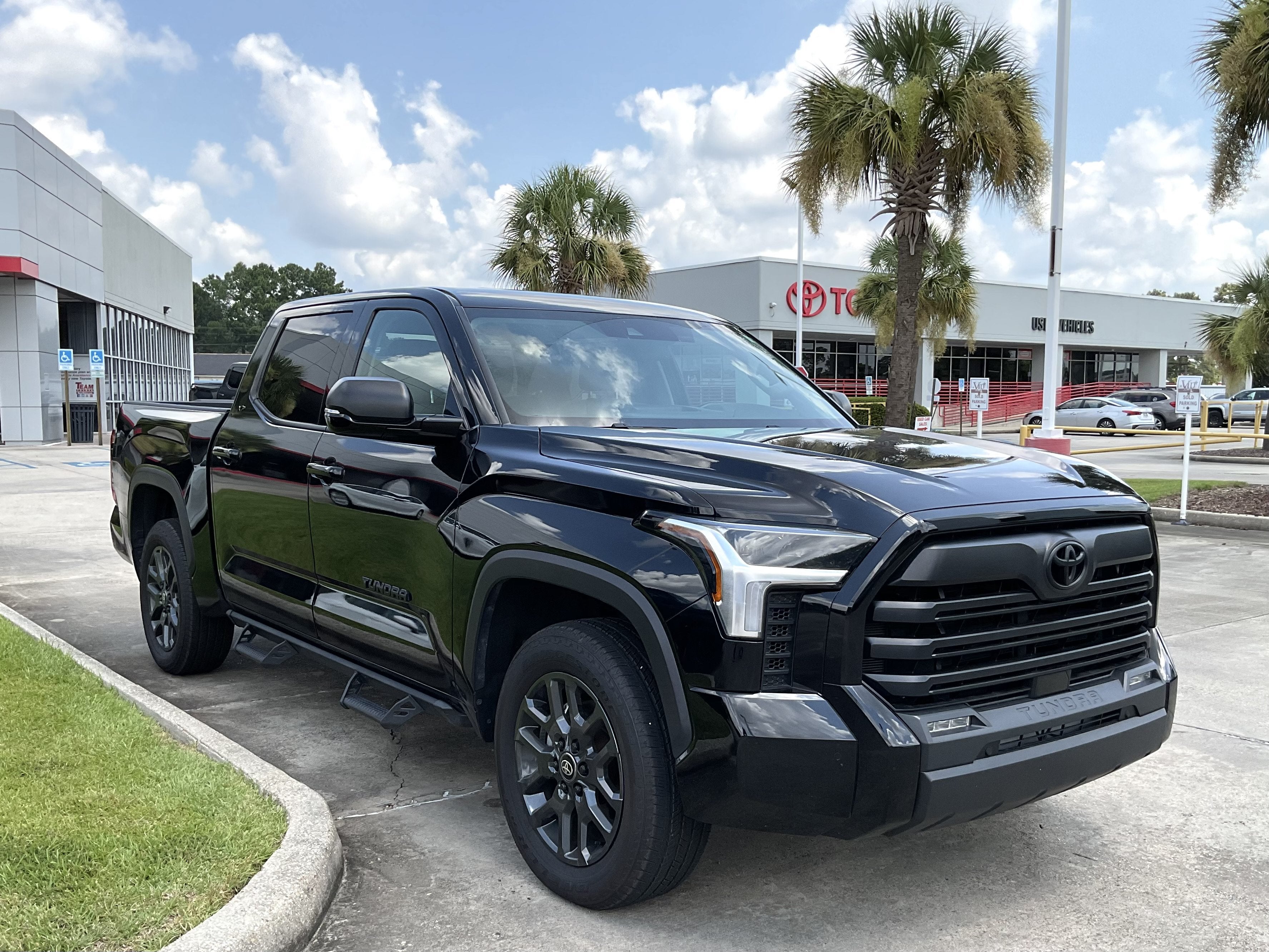 2024 Toyota Tundra SR5