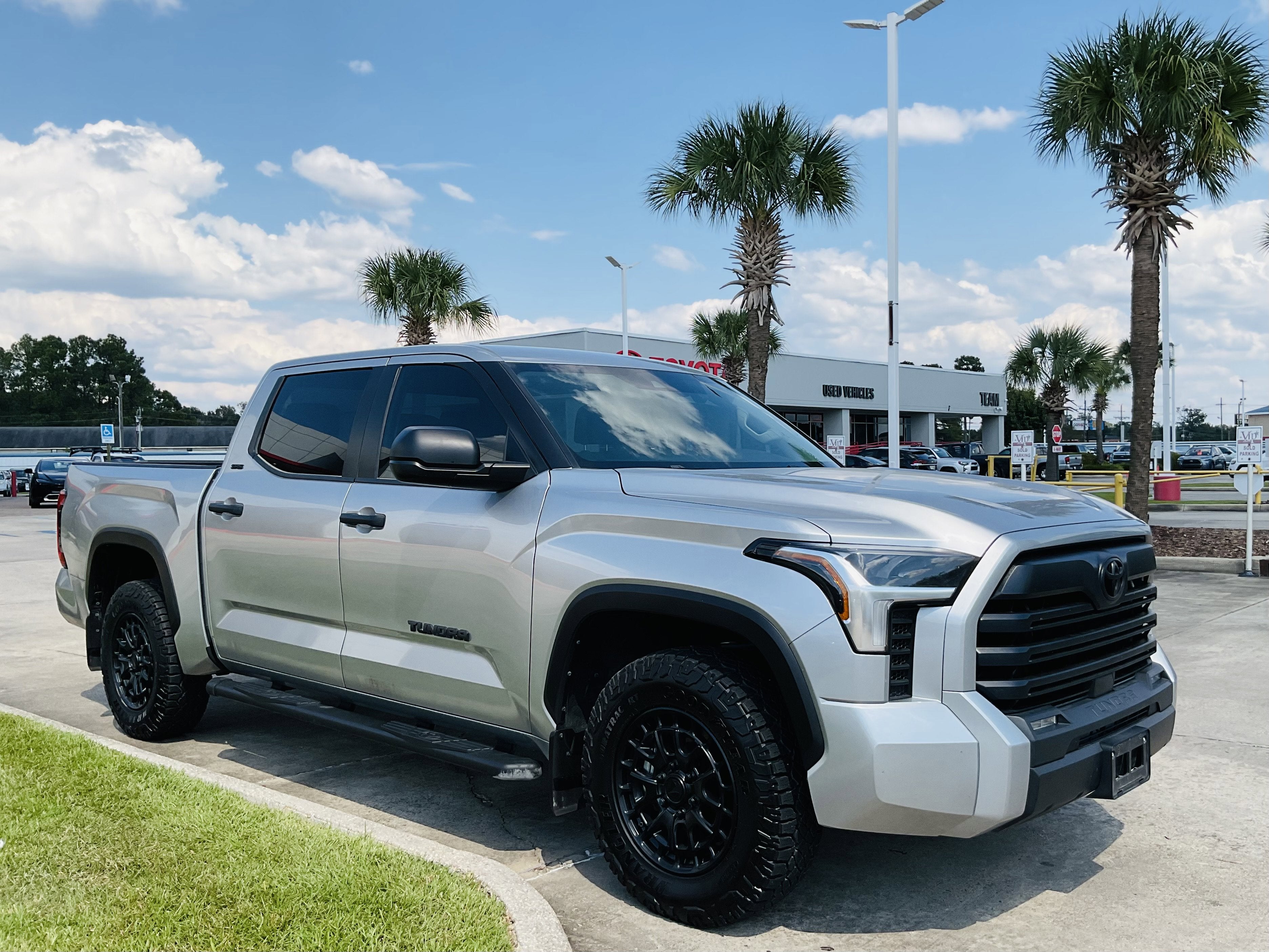 2024 Toyota TUNDRA 4X2 SR5