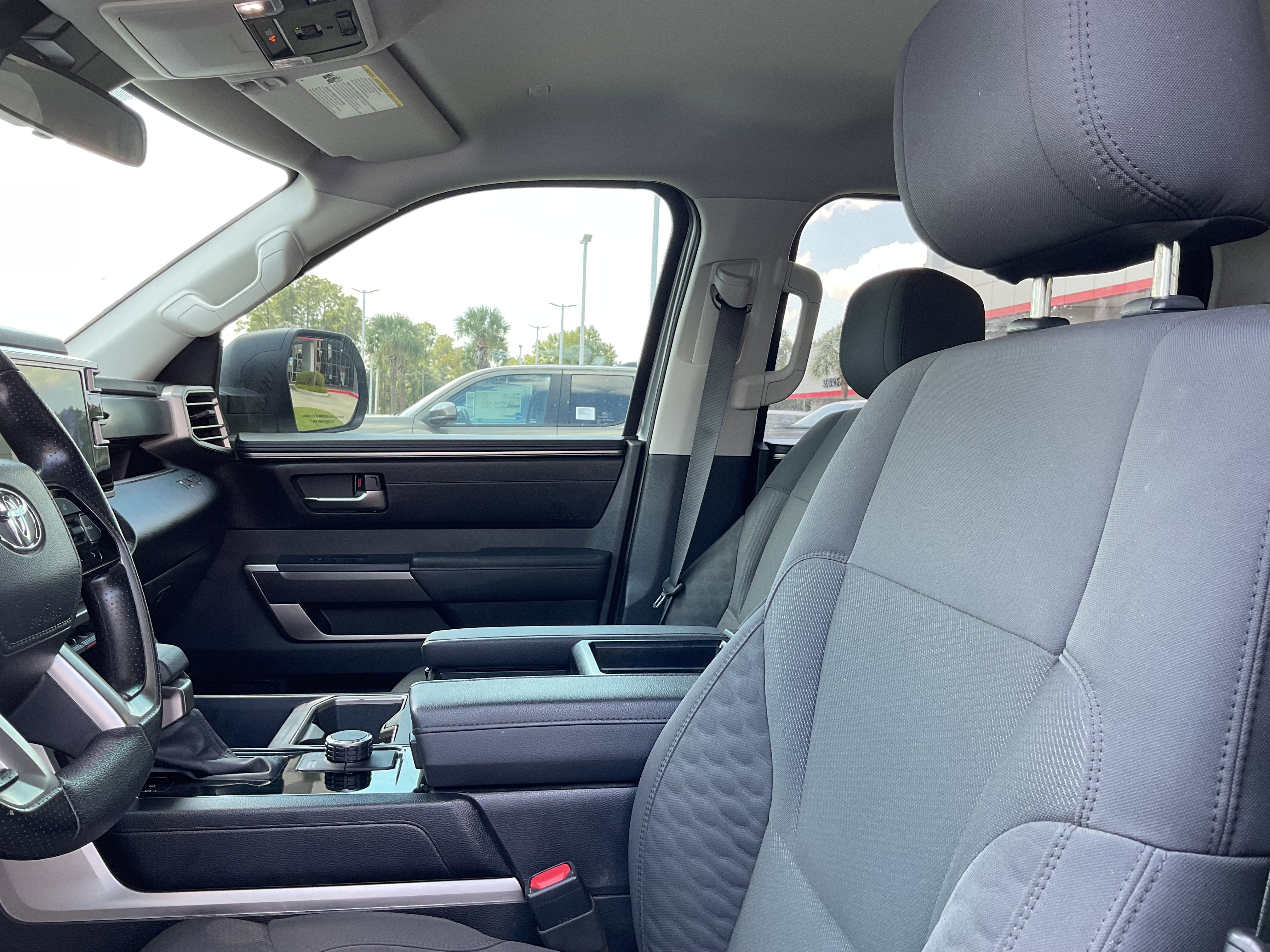 2024 Toyota TUNDRA 4X2 SR5