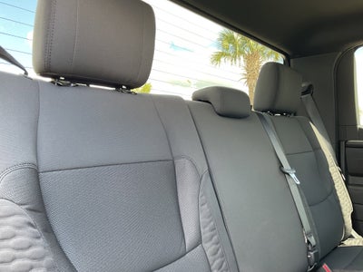 2025 Toyota TUNDRA 4X2 SR5