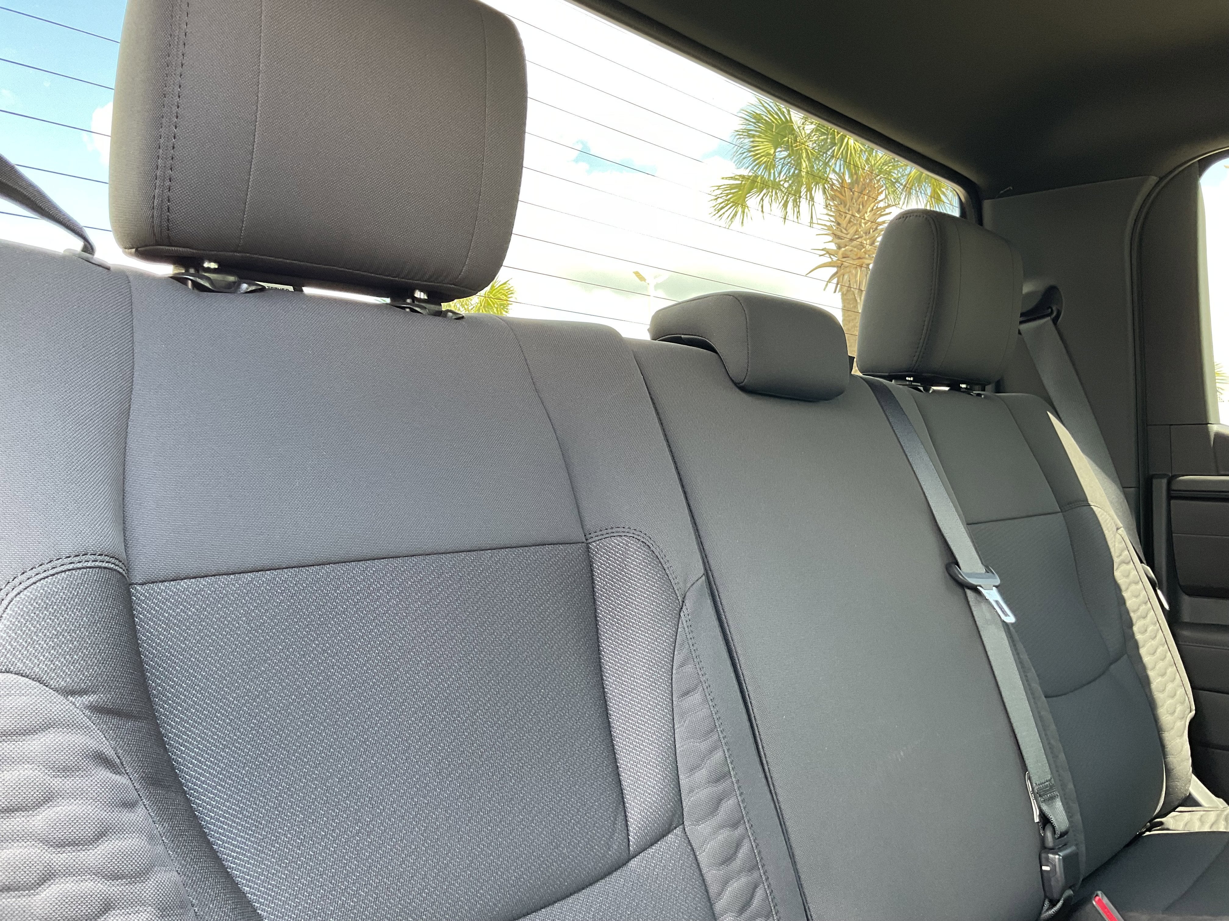 2025 Toyota TUNDRA 4X2 SR5