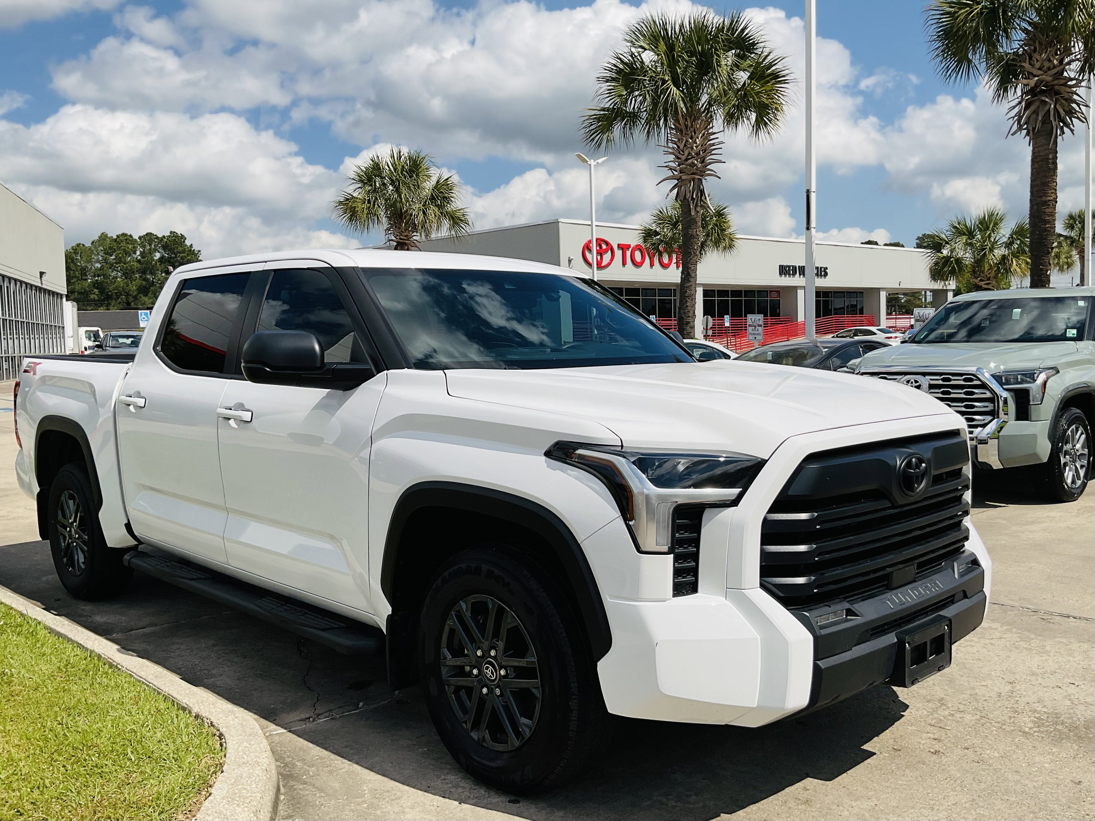 2025 Toyota TUNDRA 4X2 SR5