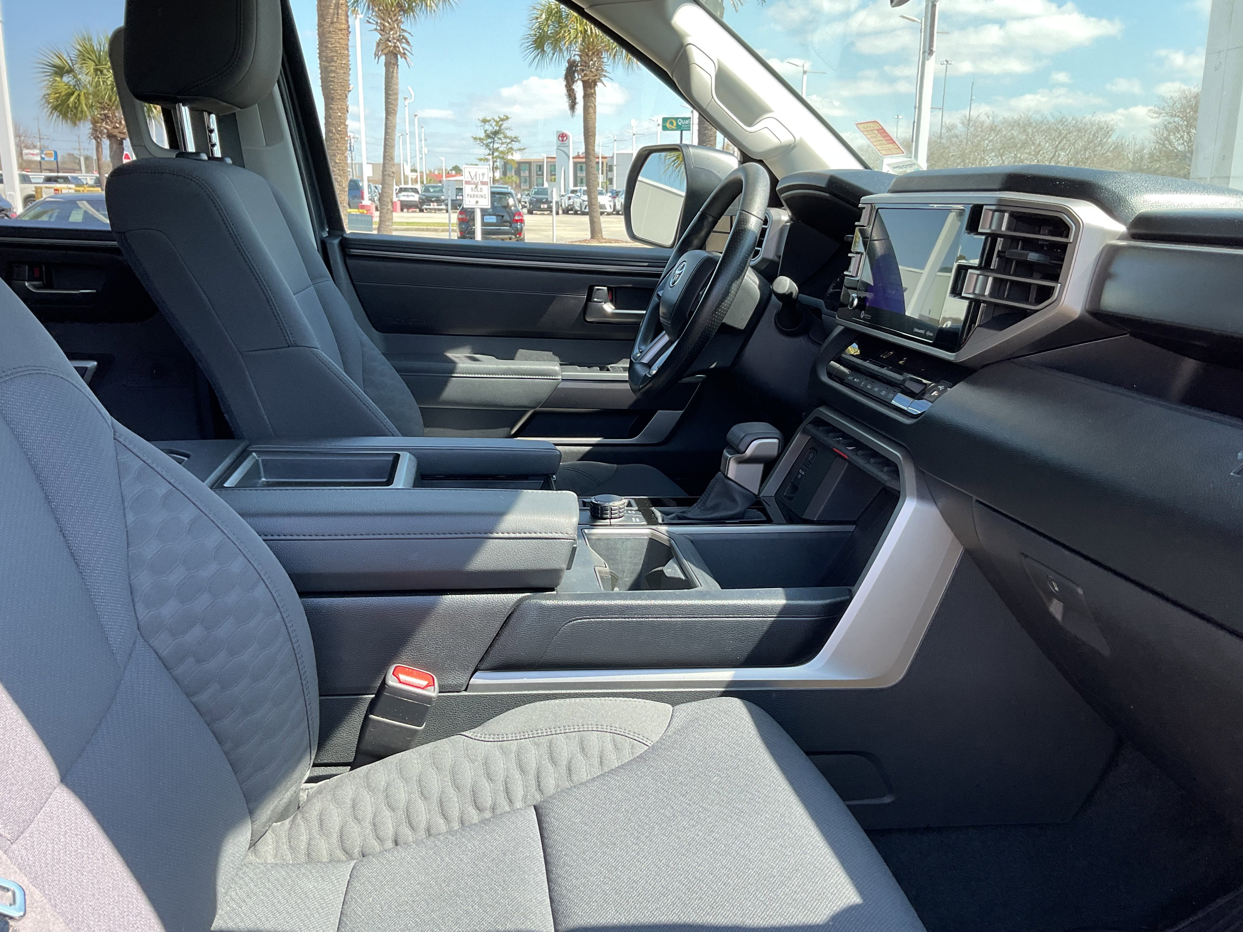 2023 Toyota TUNDRA 4X4 SR5