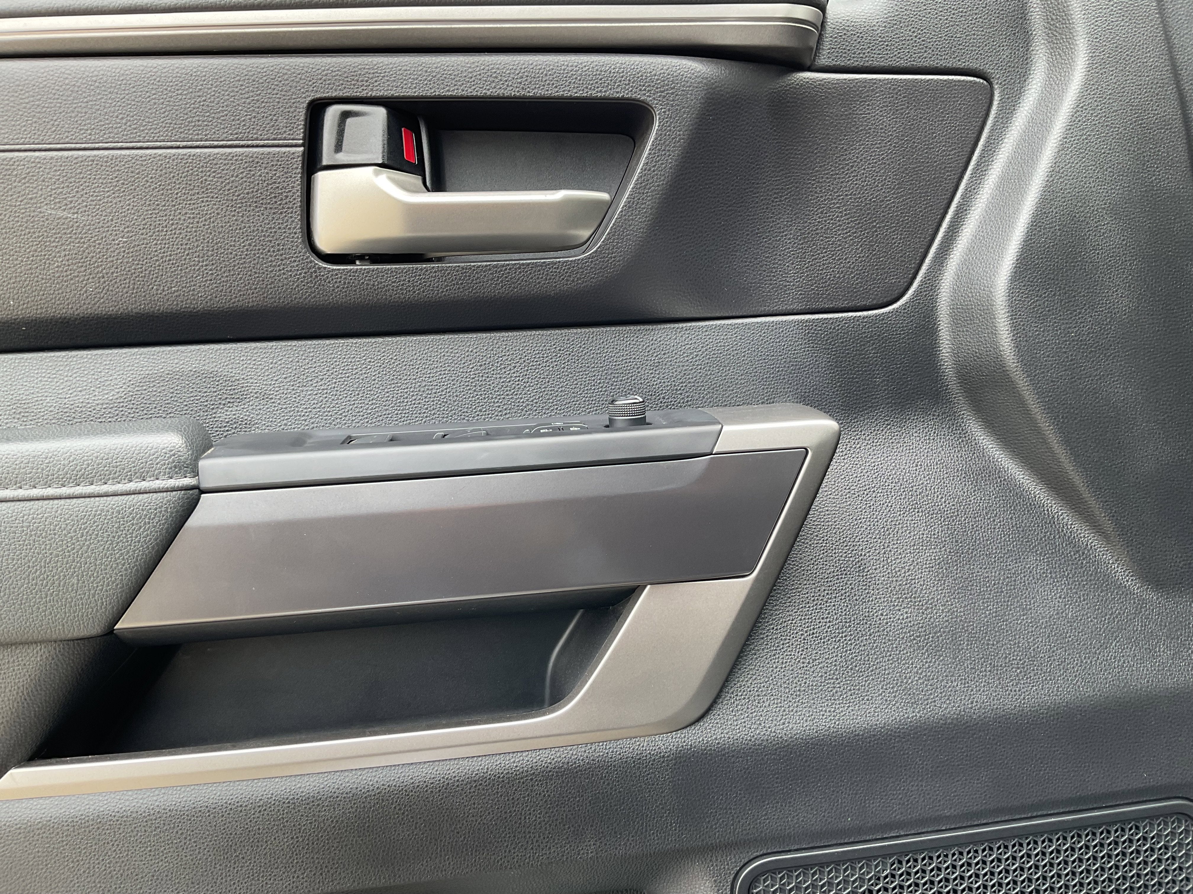 2023 Toyota TUNDRA 4X4 SR5