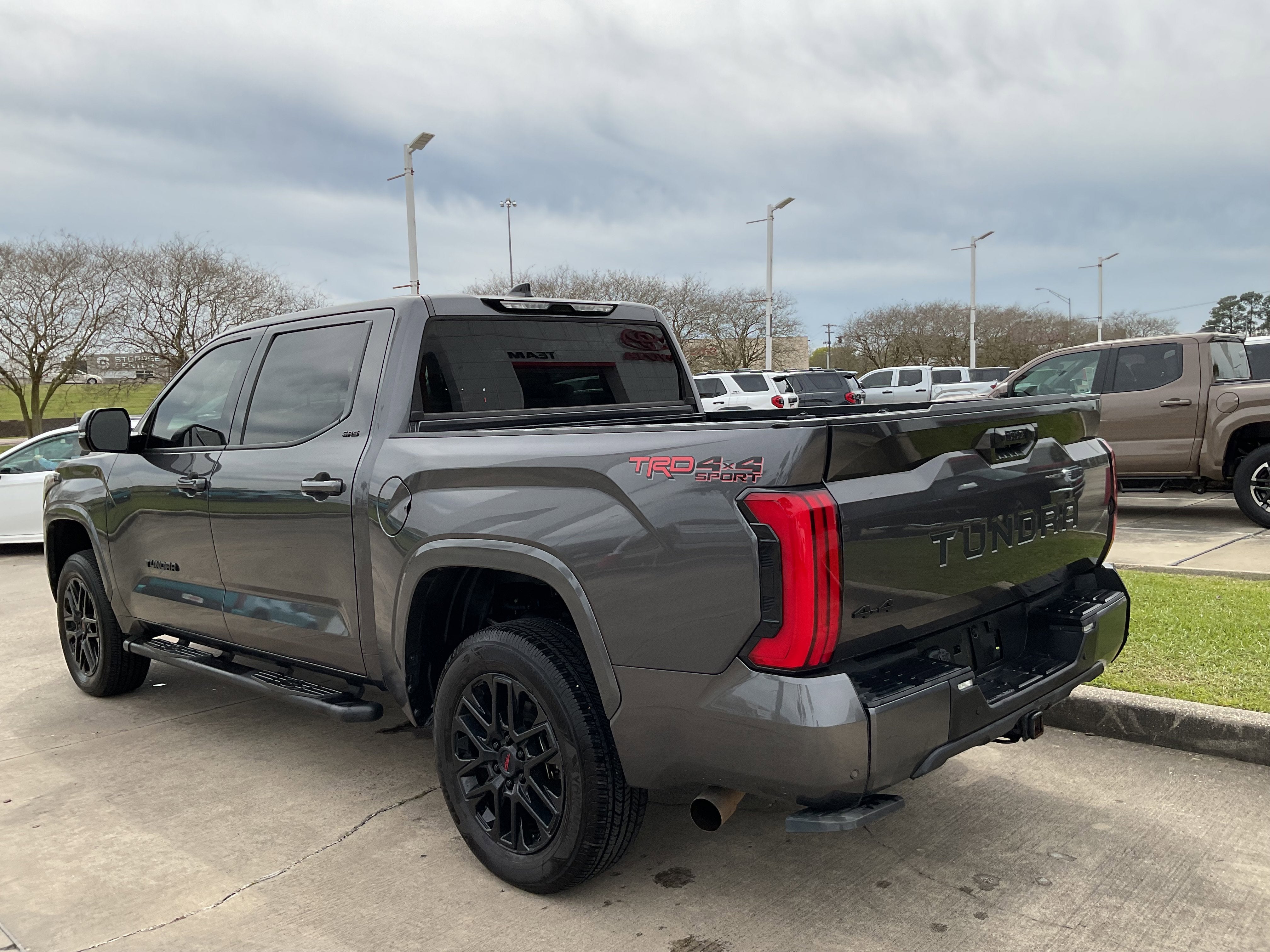 2023 Toyota TUNDRA 4X4 SR5