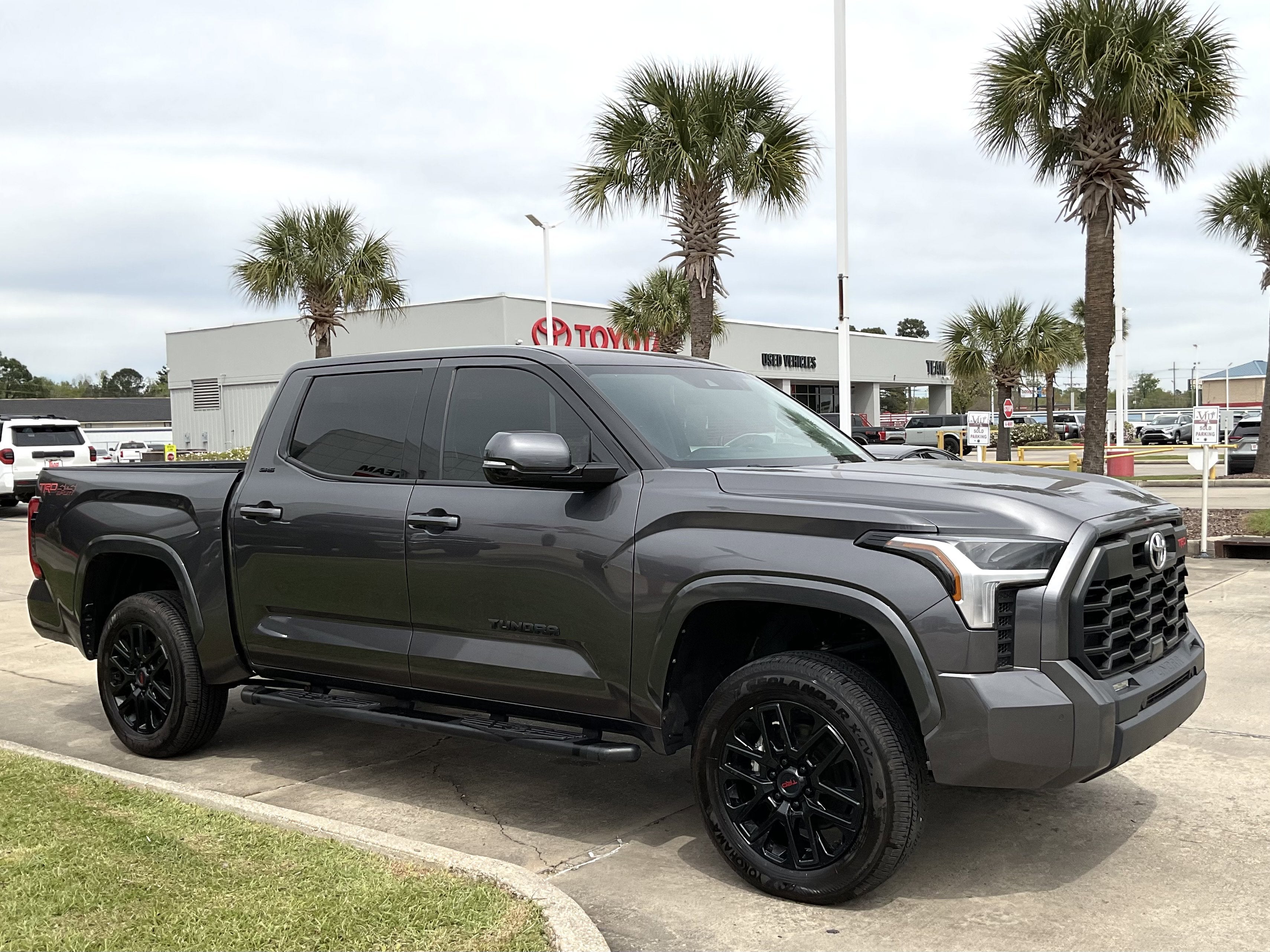 2023 Toyota TUNDRA 4X4 SR5