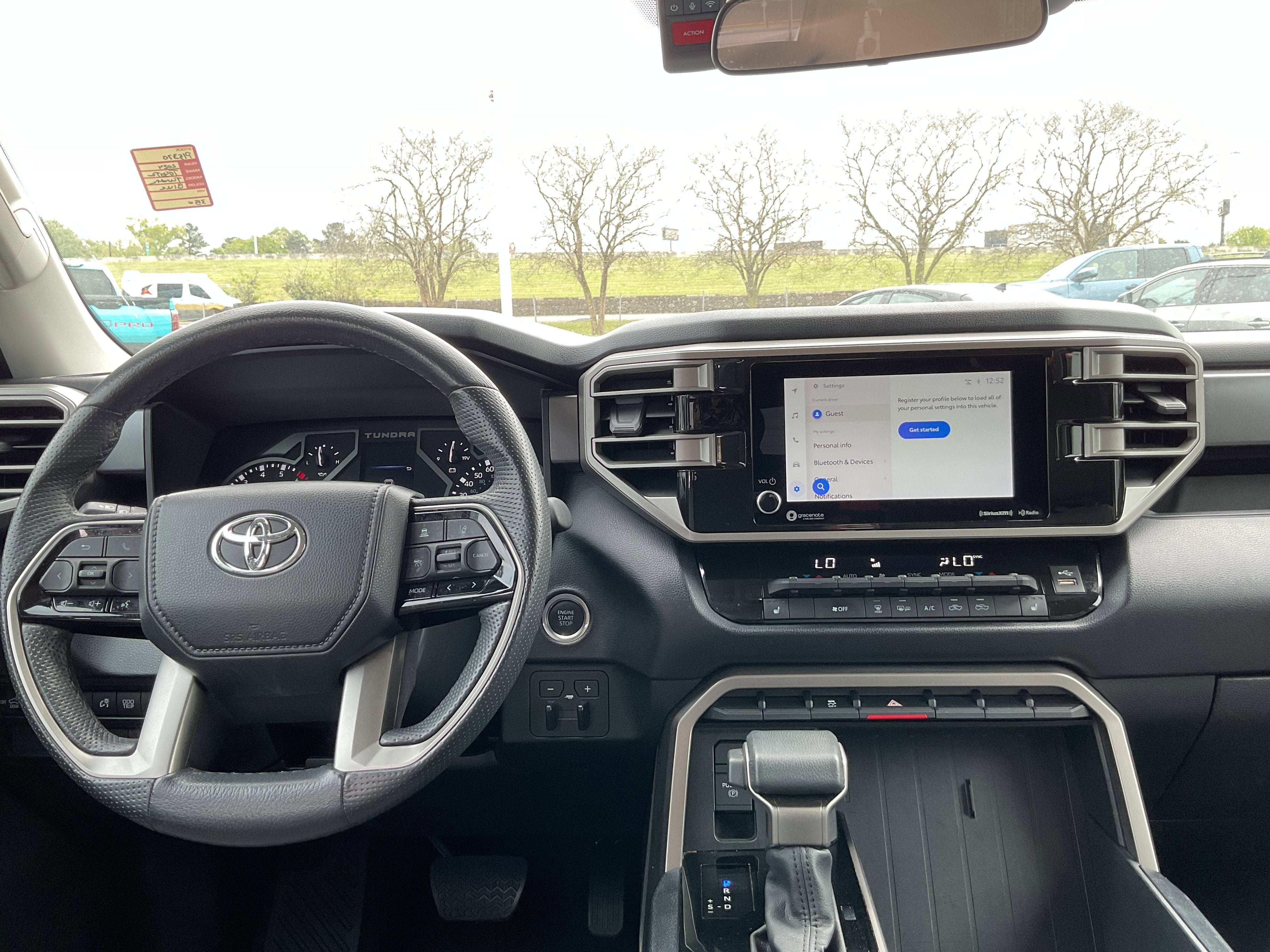 2024 Toyota TUNDRA 4X4 SR5