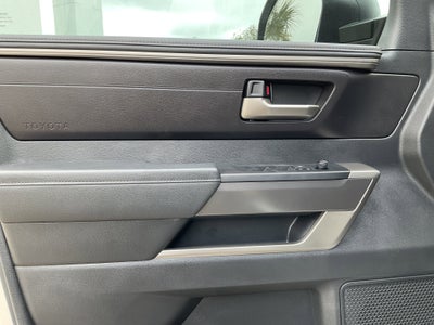 2024 Toyota TUNDRA 4X4 SR5