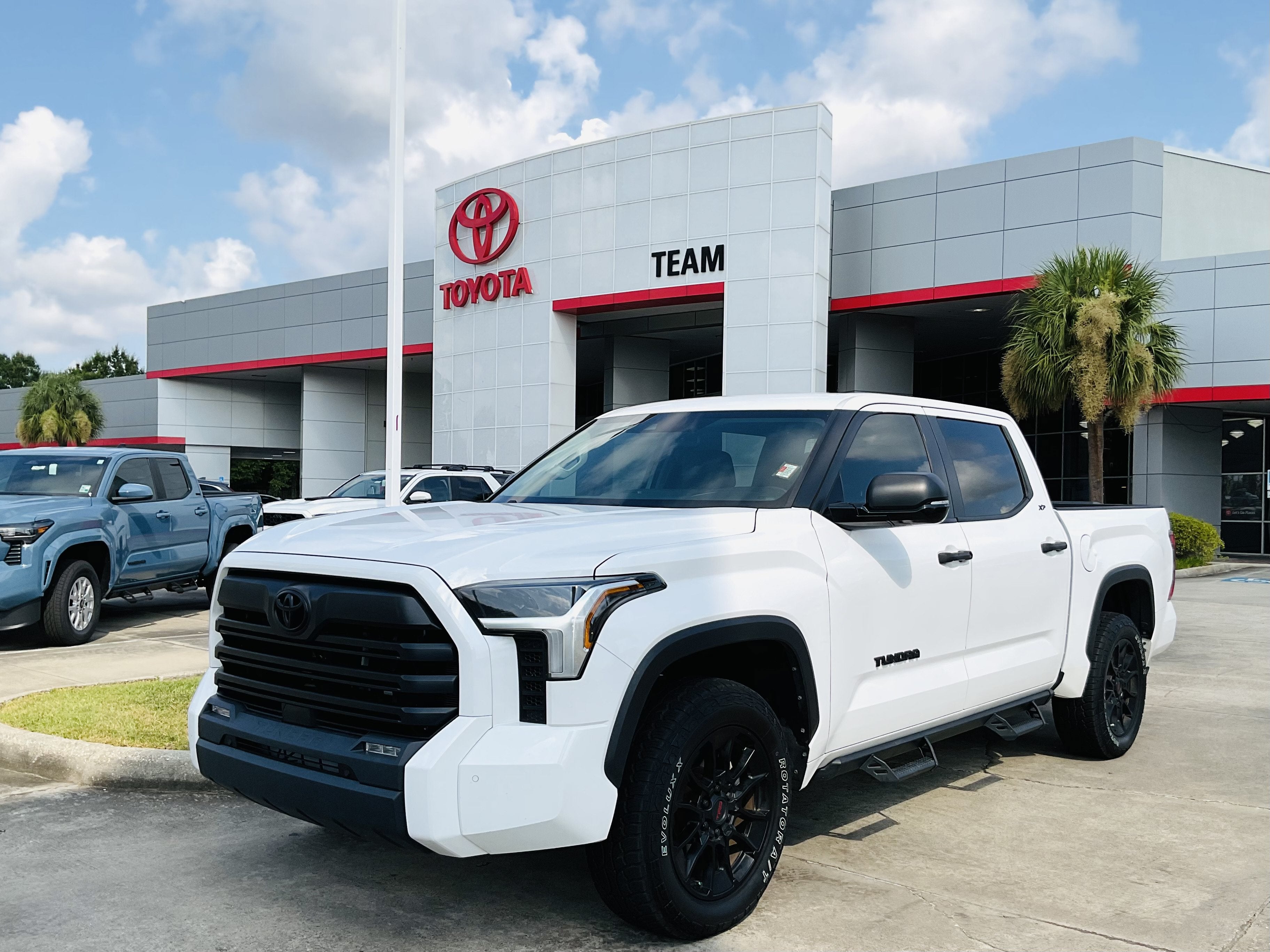 2024 Toyota Tundra SR5