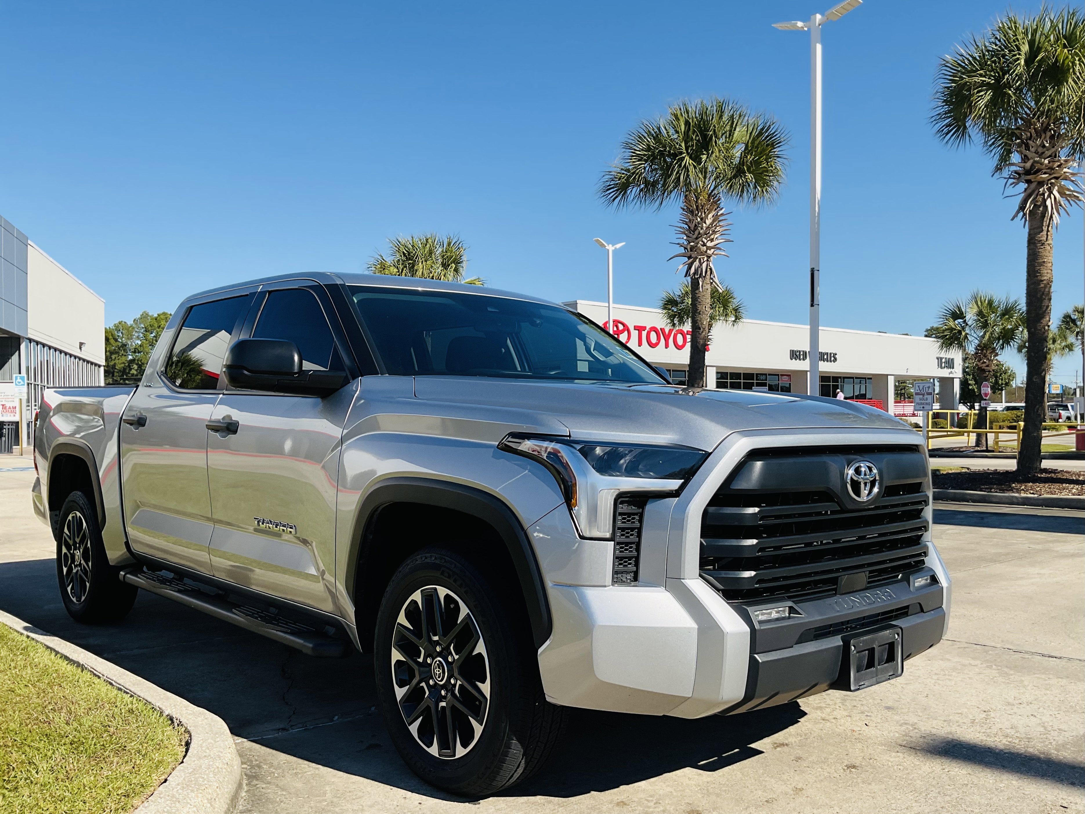 2024 Toyota TUNDRA 4X4 SR5