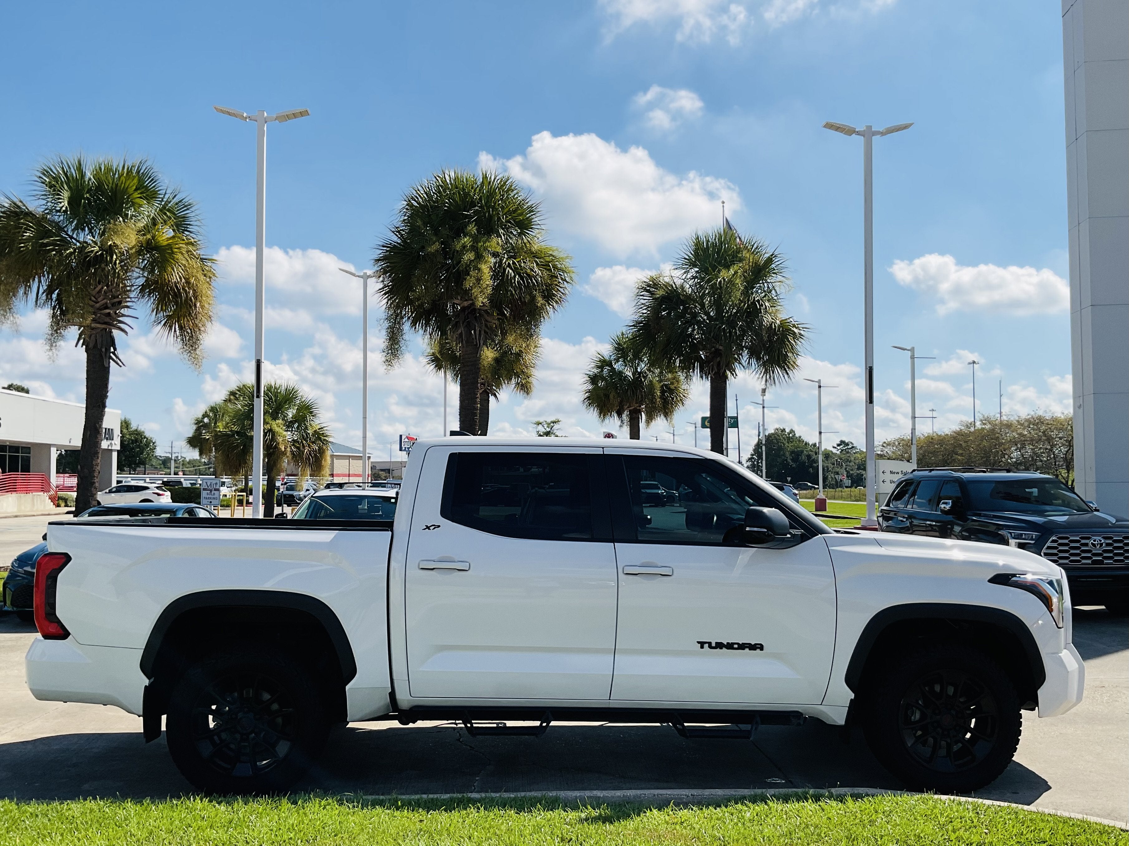 2024 Toyota Tundra SR5