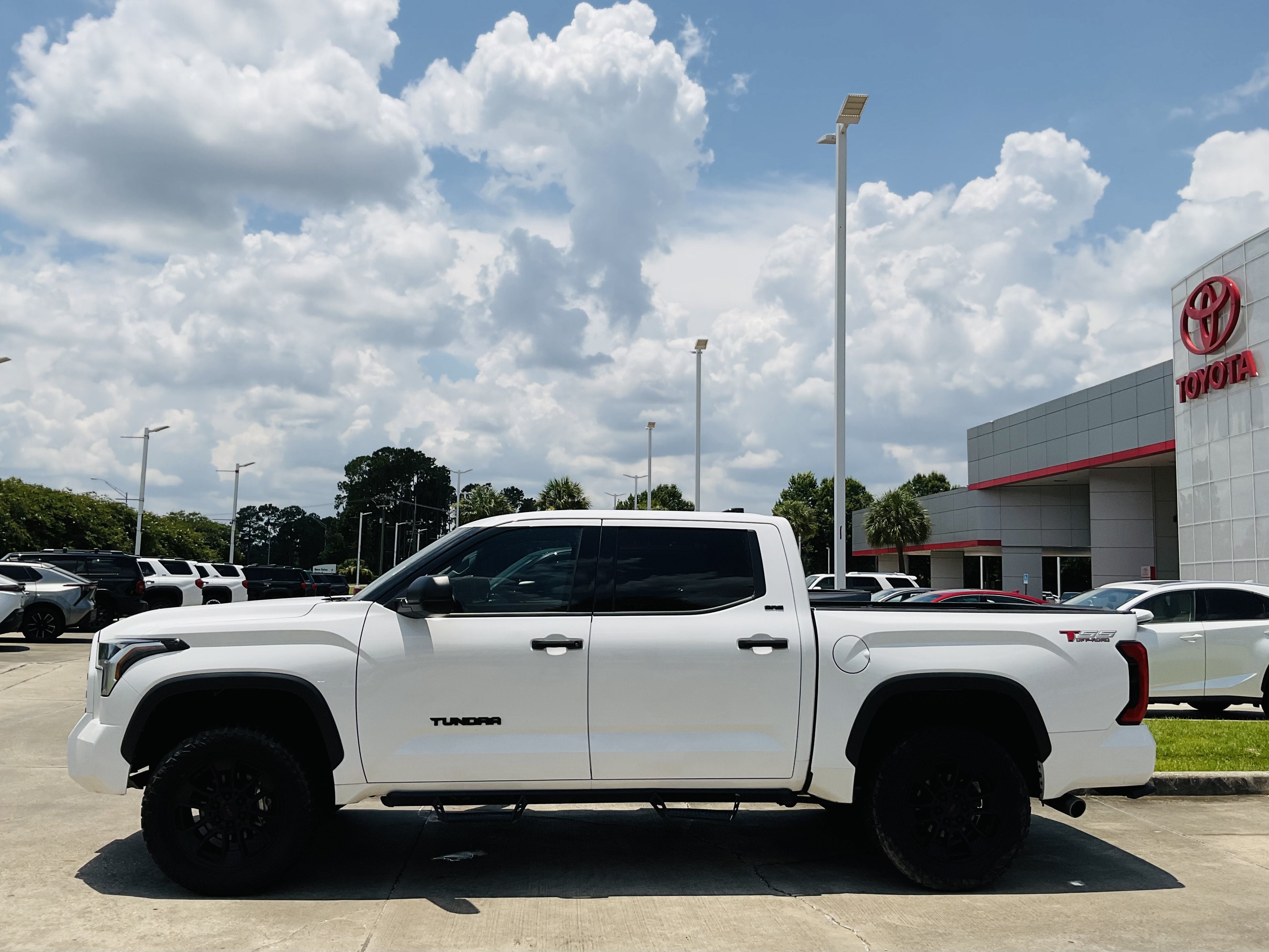 2023 Toyota Tundra SR5