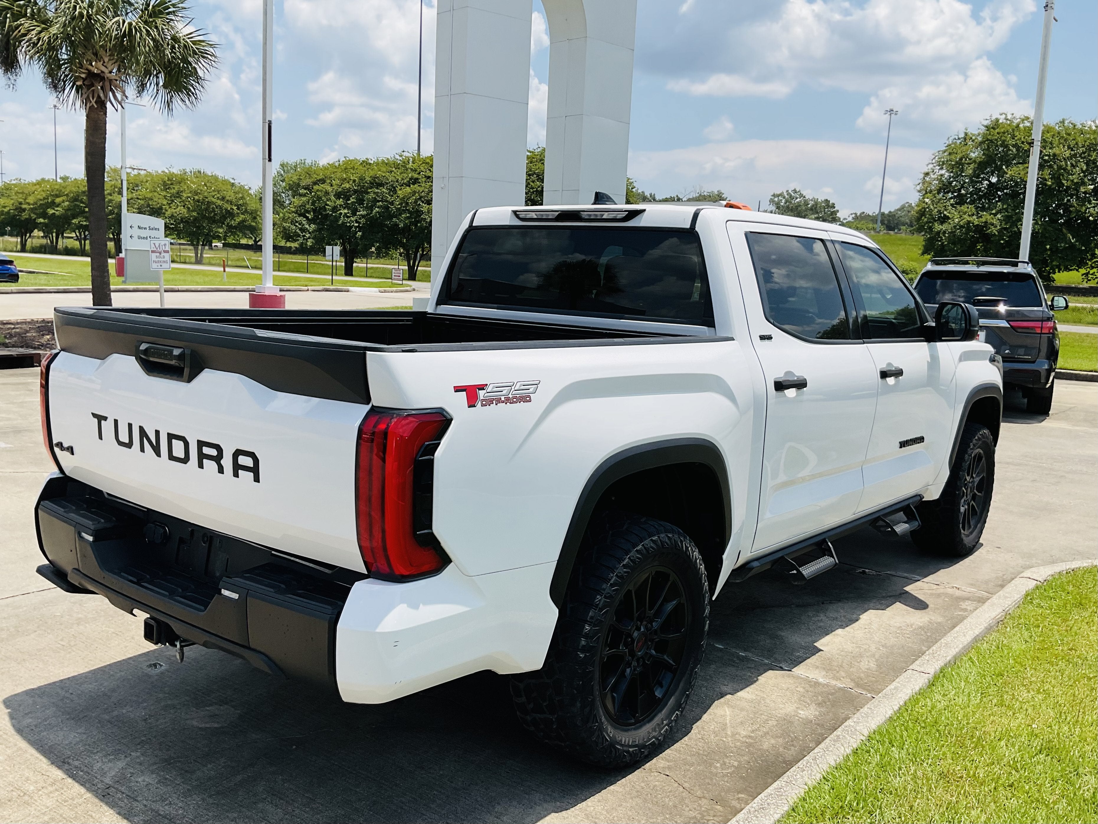2023 Toyota Tundra SR5