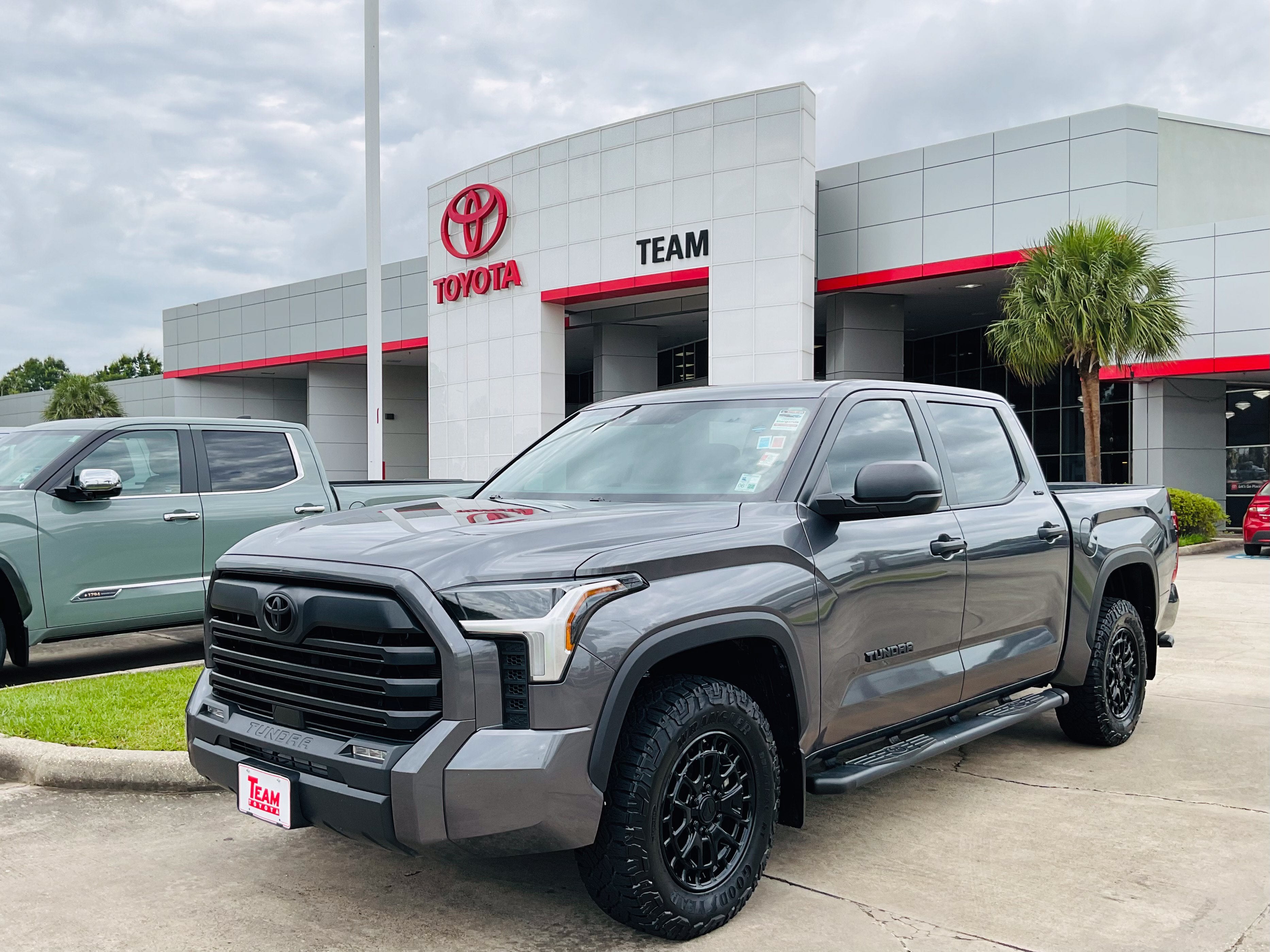 2025 Toyota Tundra SR5