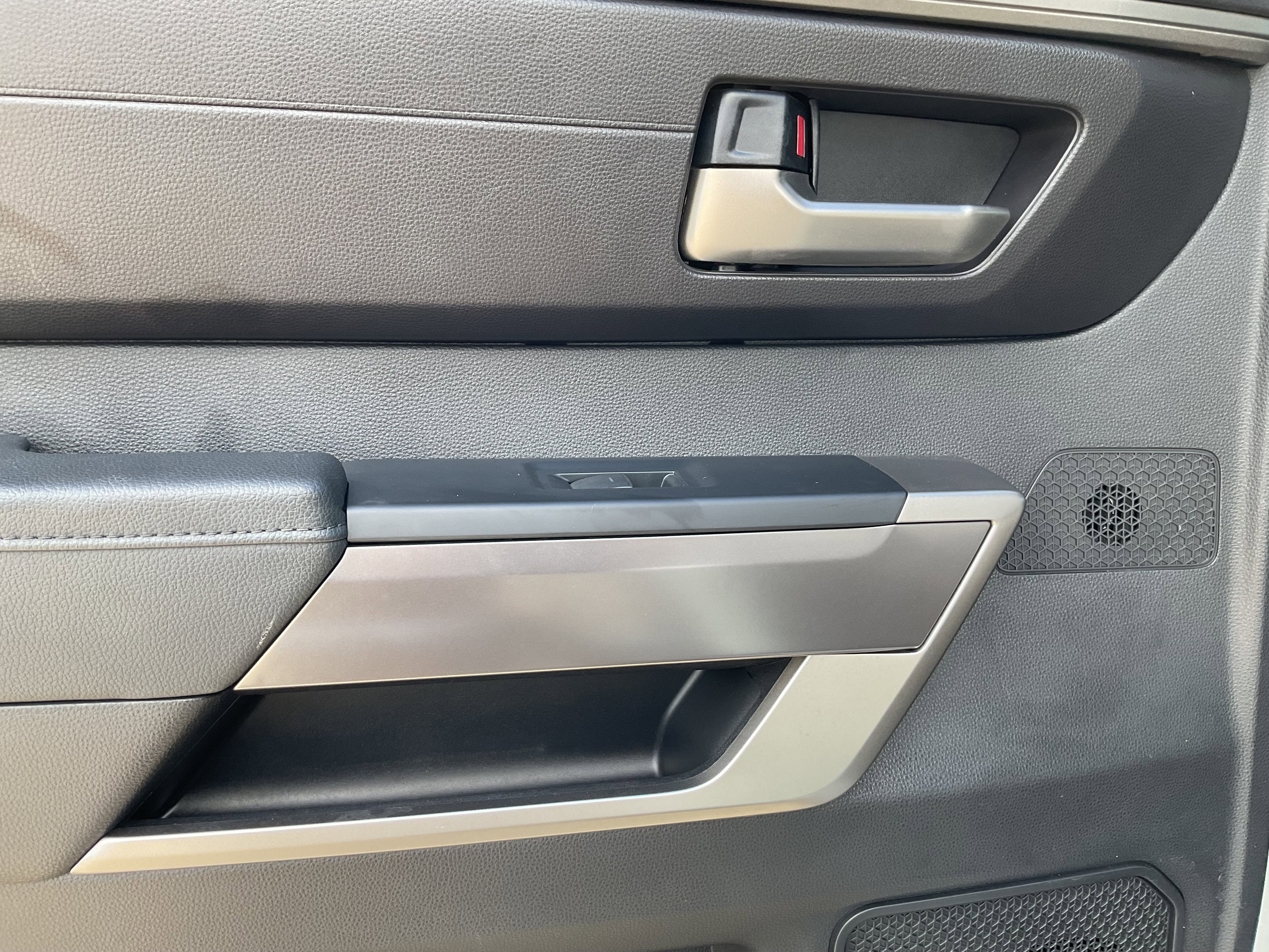 2023 Toyota TUNDRA 4X4 SR5