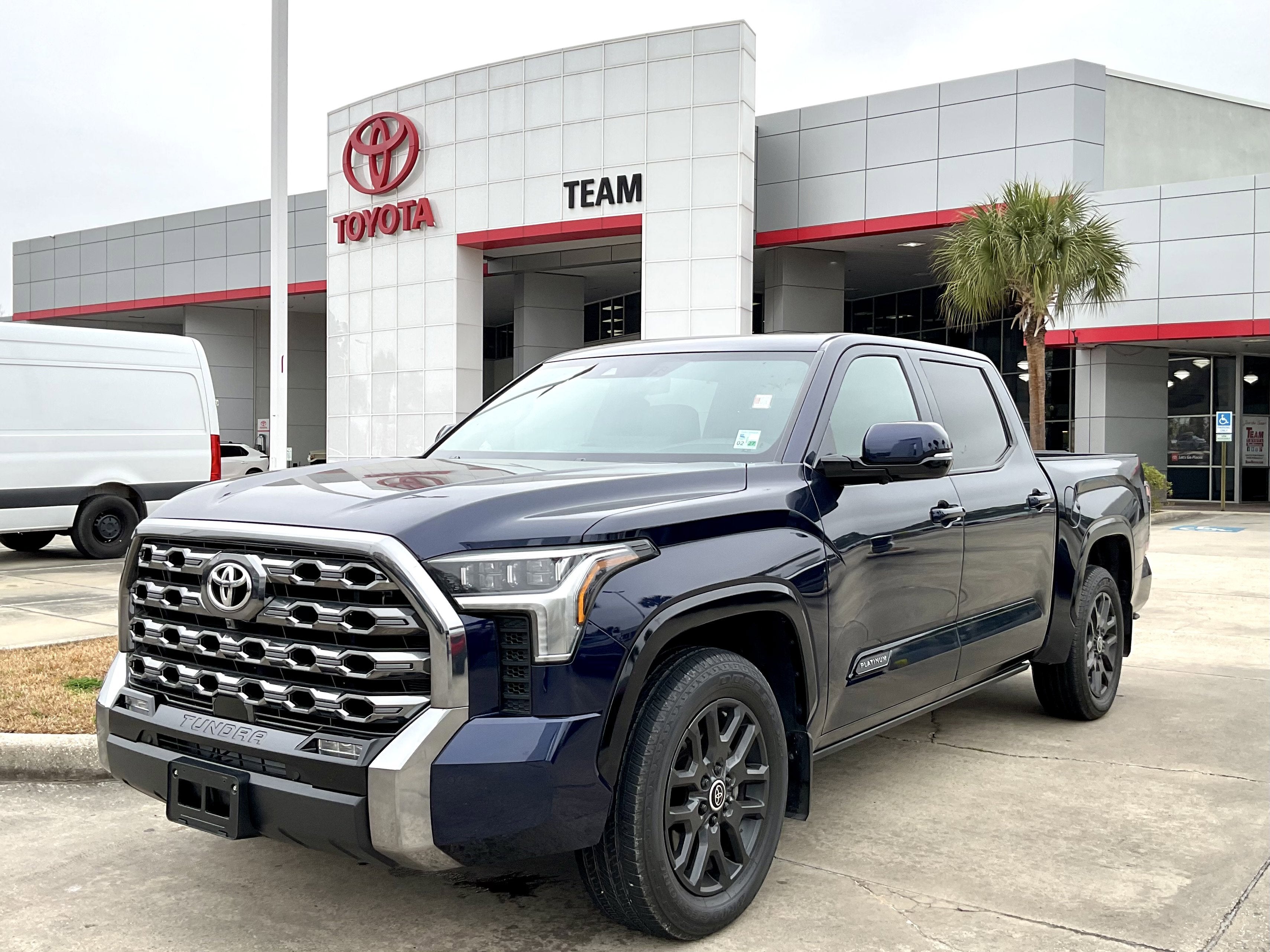 2024 Toyota TUNDRA 4X2 Platinum