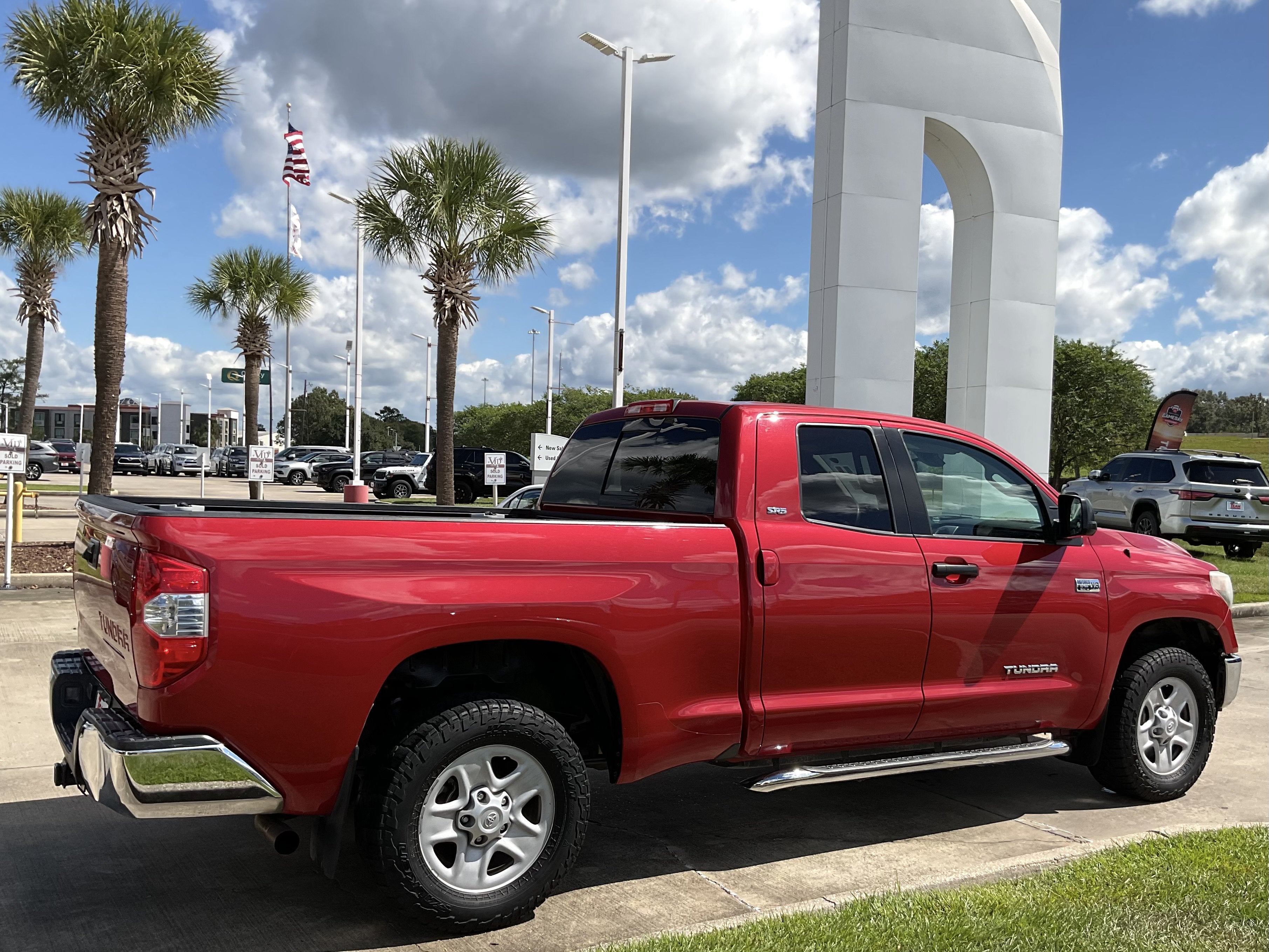 2018 Toyota Tundra SR5