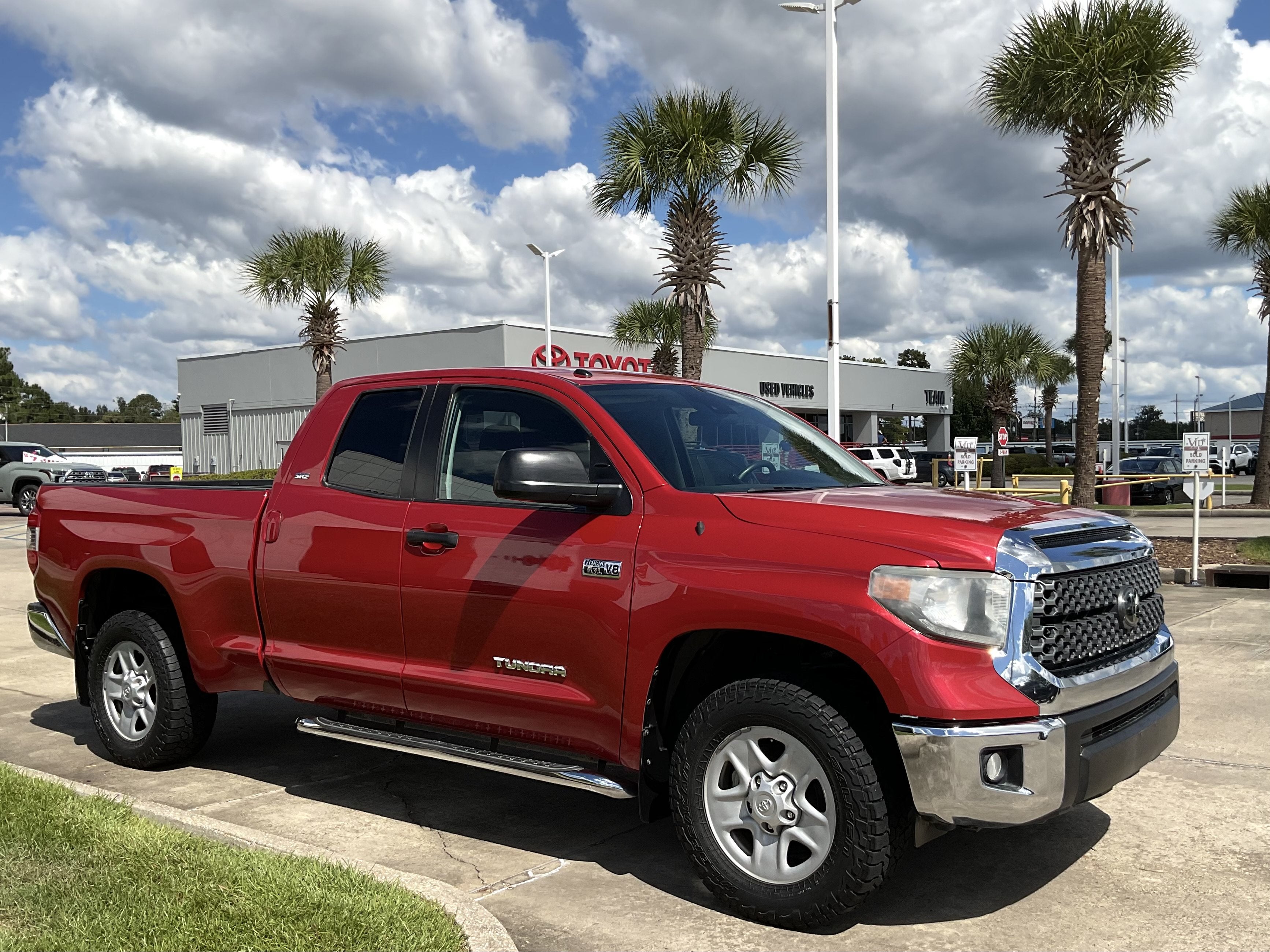 2018 Toyota Tundra SR5