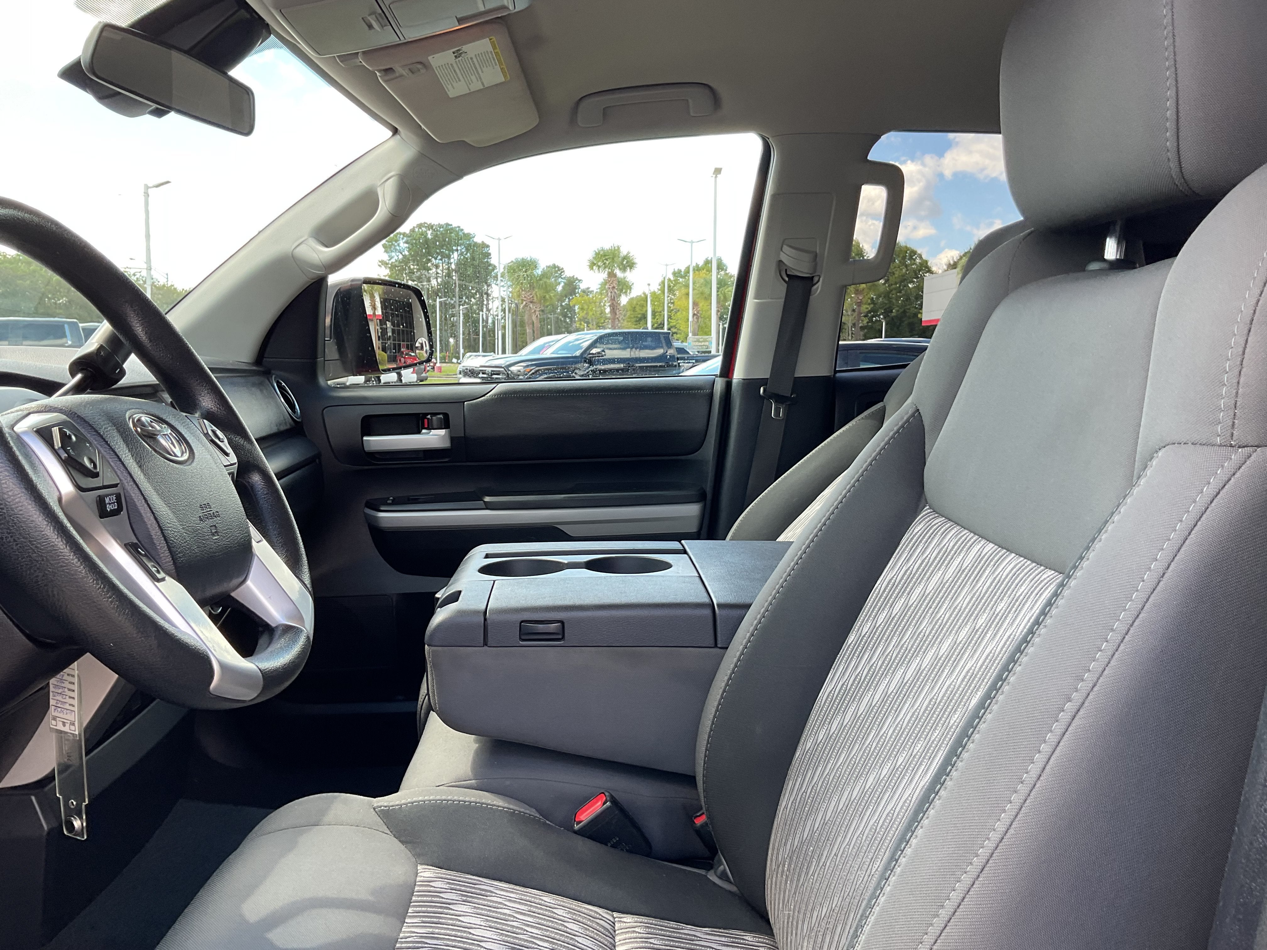 2018 Toyota Tundra SR5