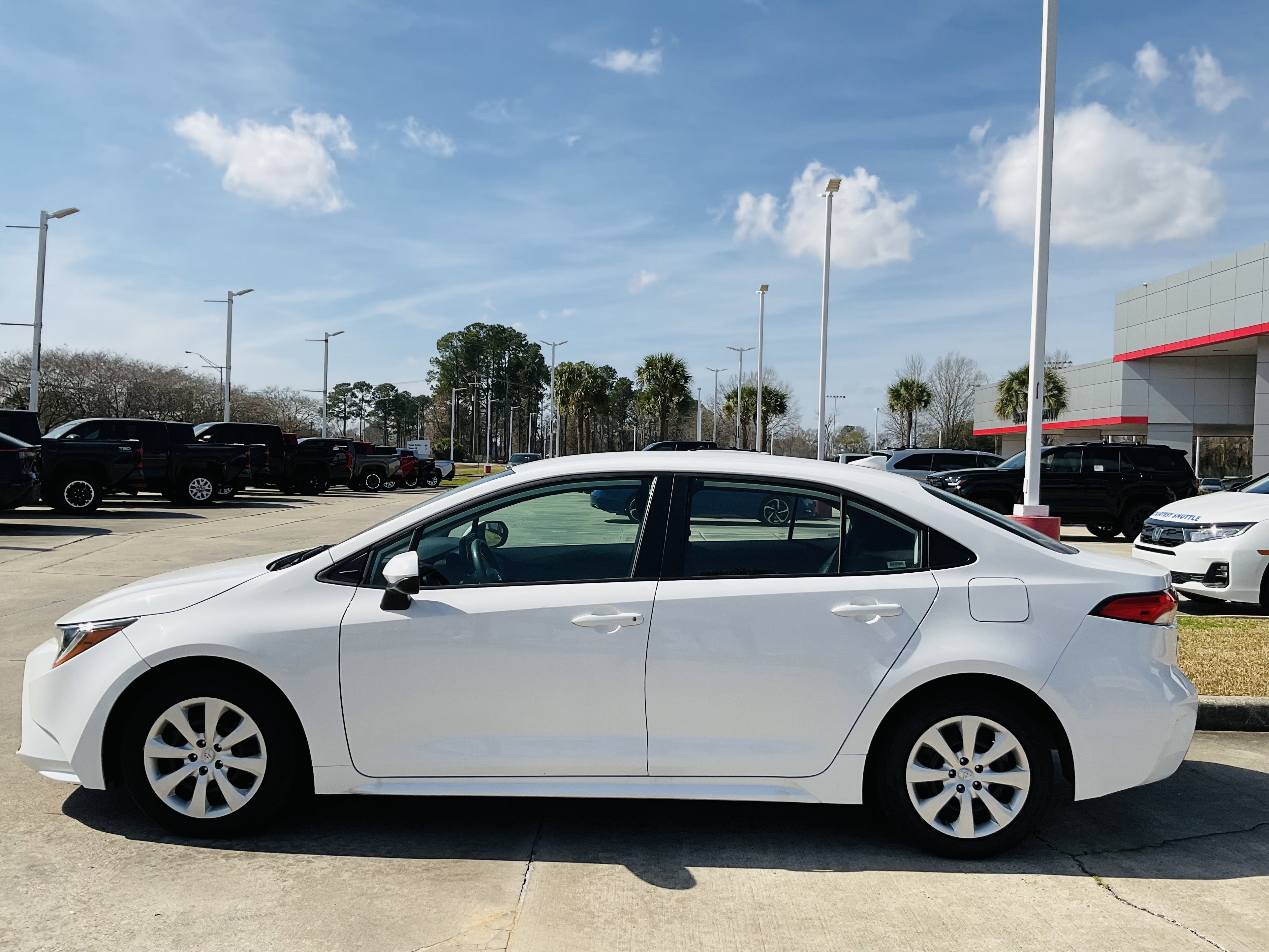 2024 Toyota COROLLA LE