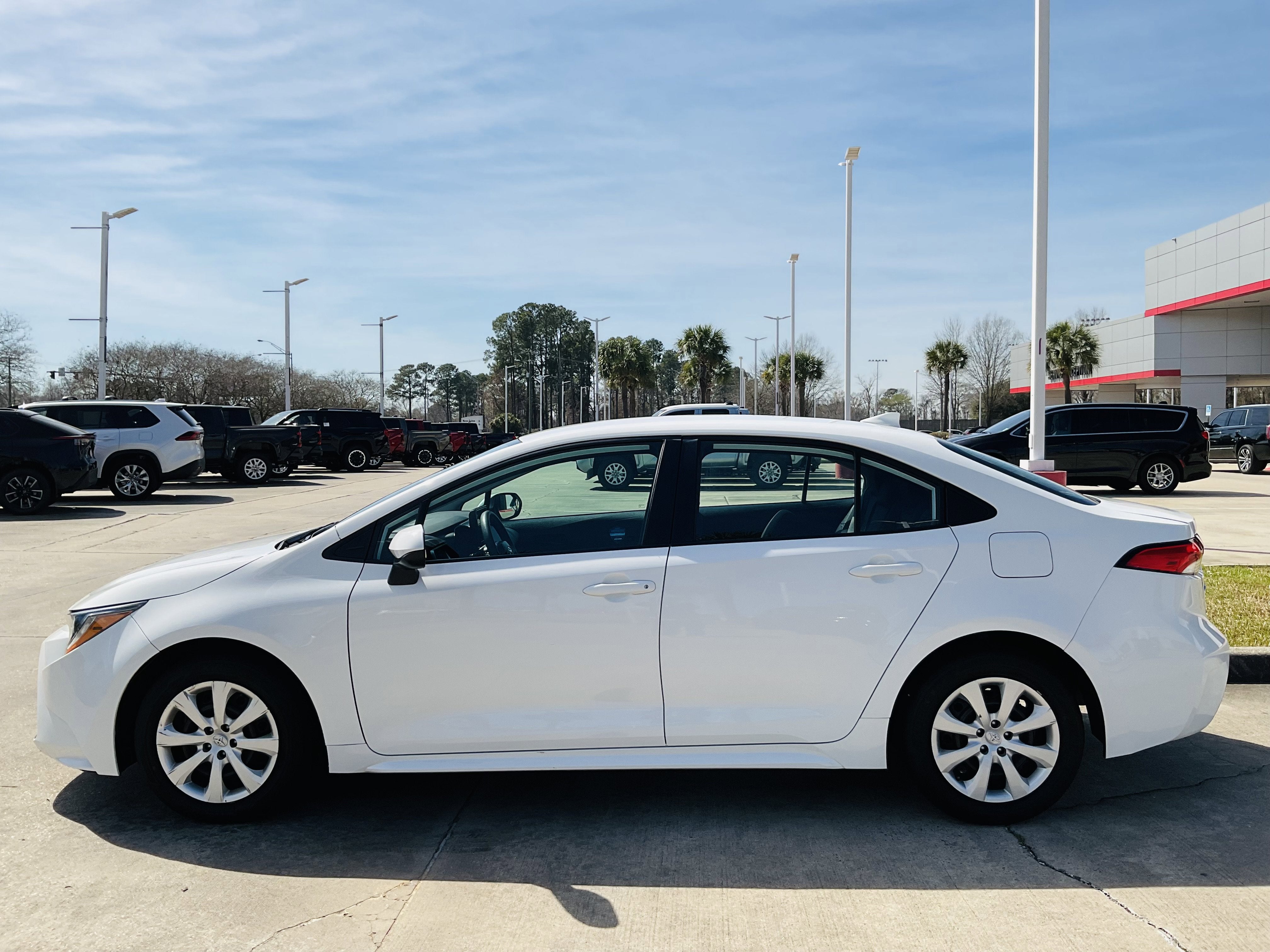 2024 Toyota COROLLA LE