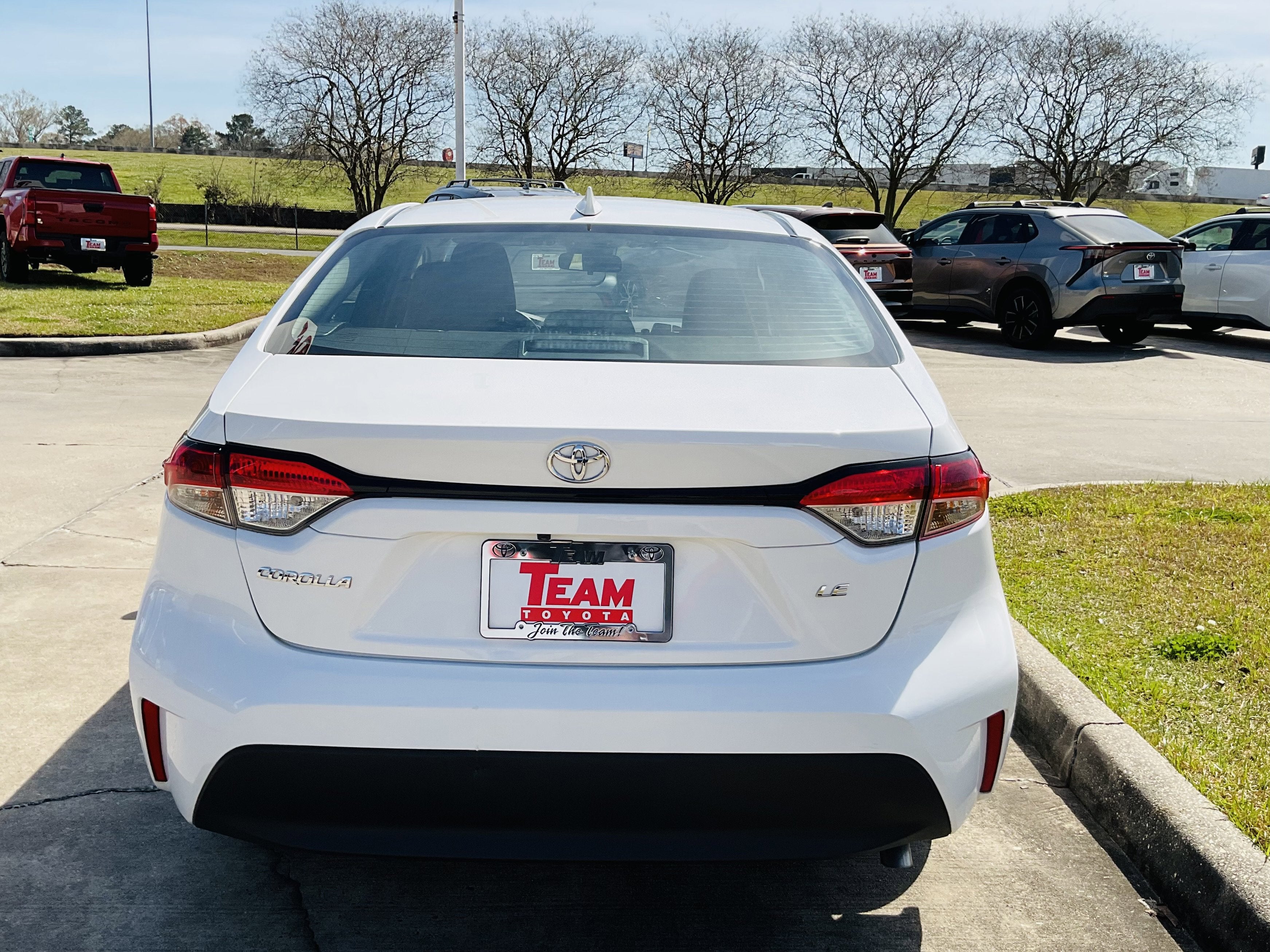 2024 Toyota COROLLA LE