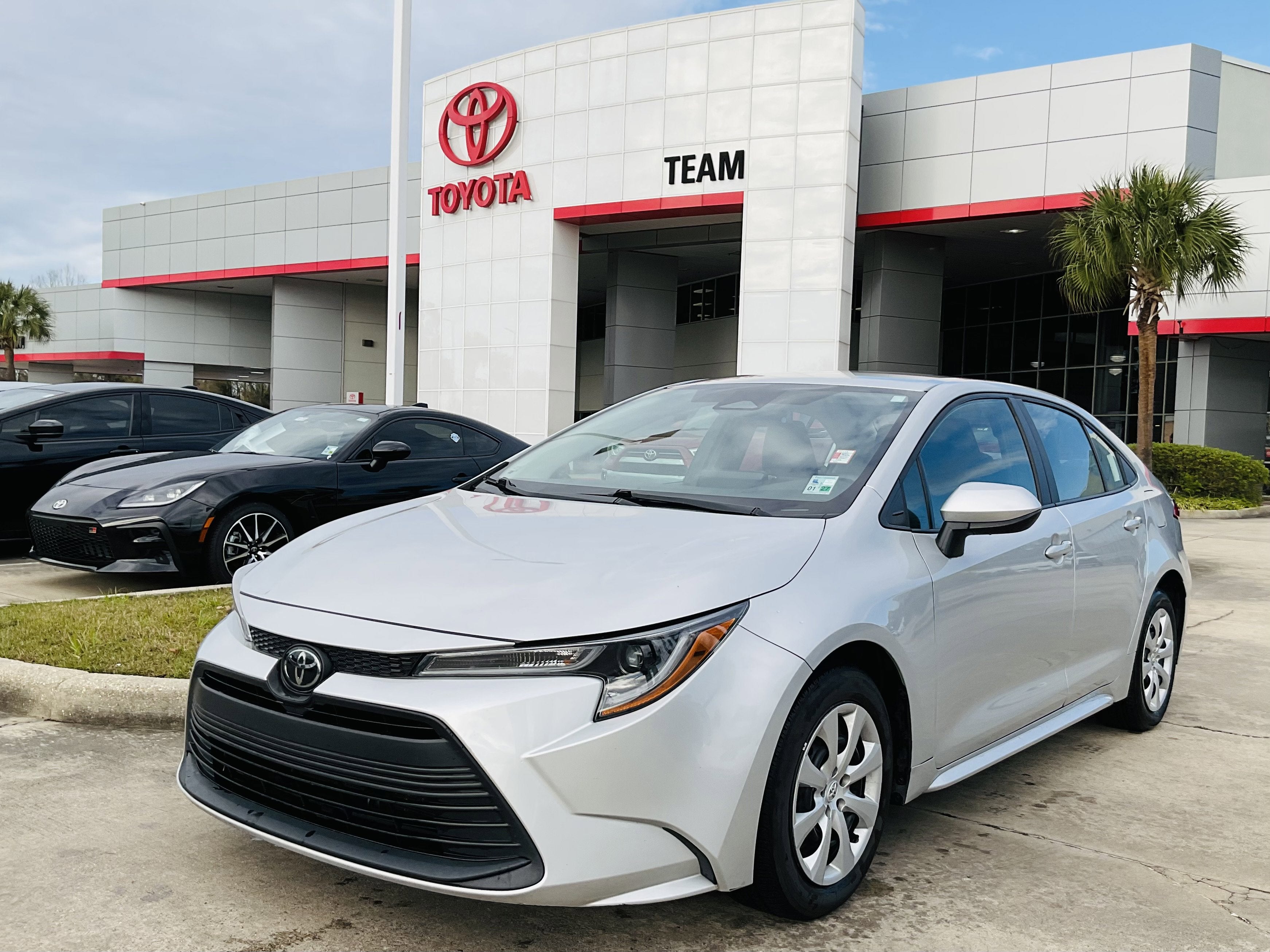 2024 Toyota COROLLA LE