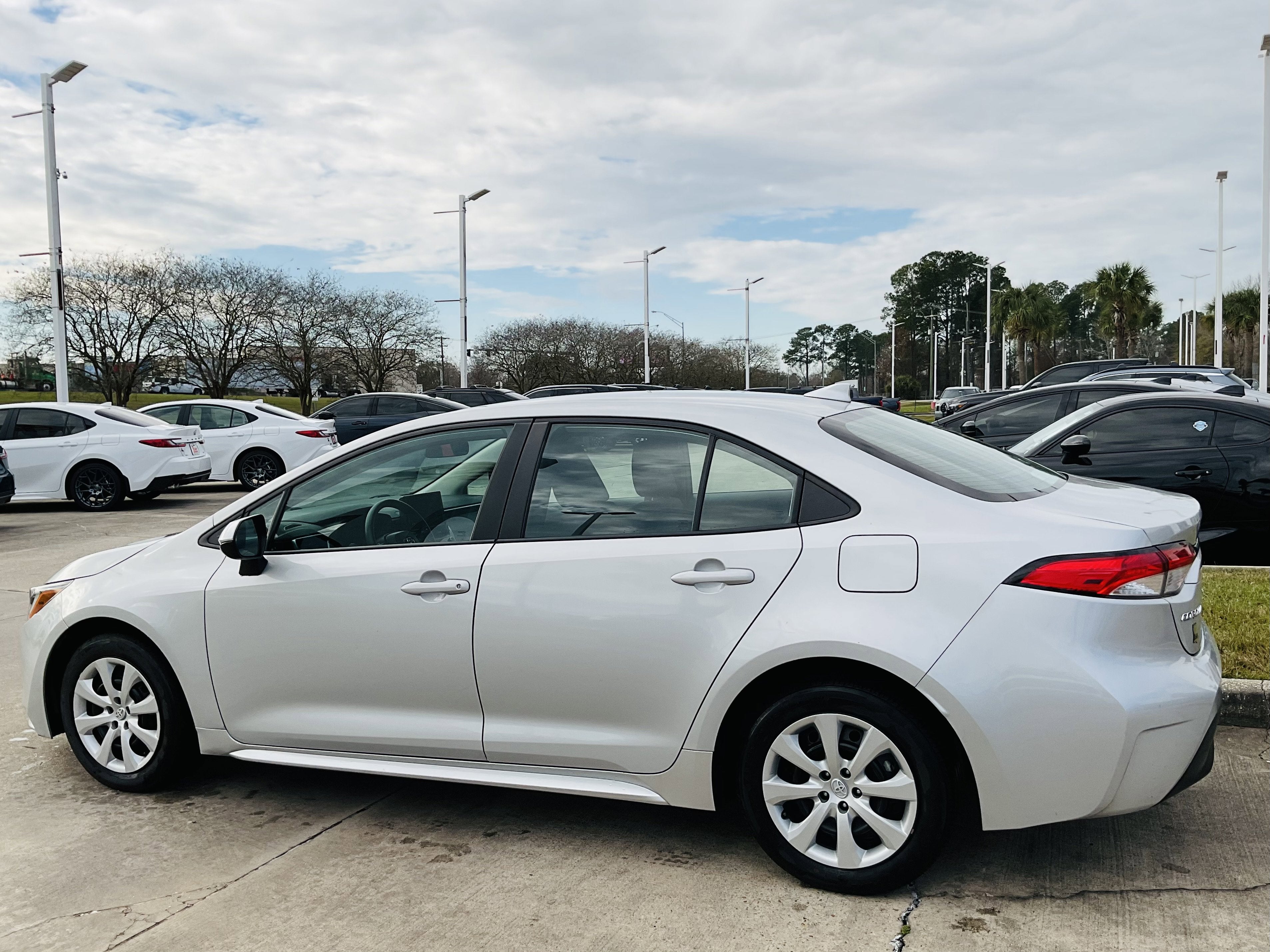 2024 Toyota COROLLA LE