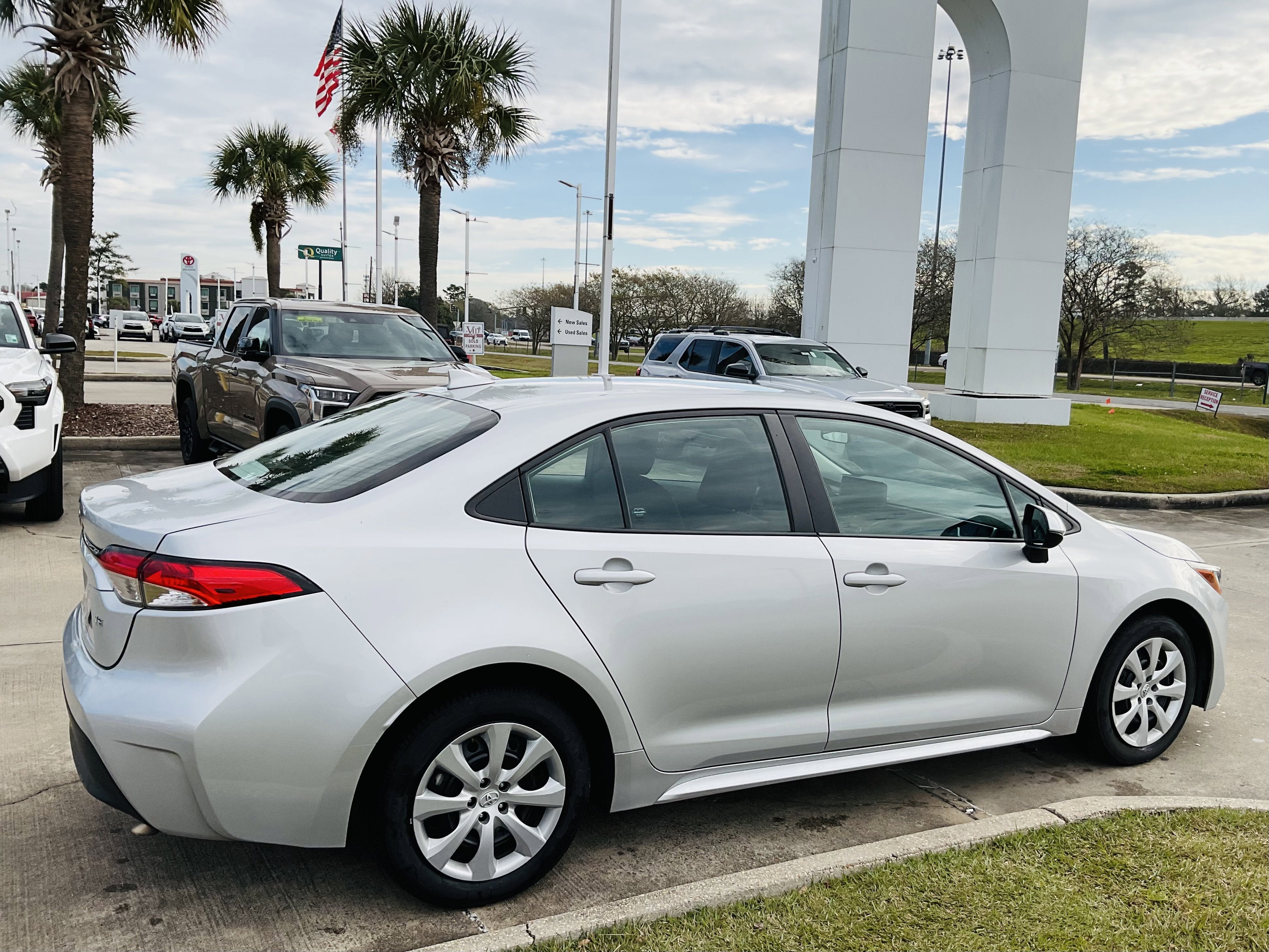 2024 Toyota COROLLA LE