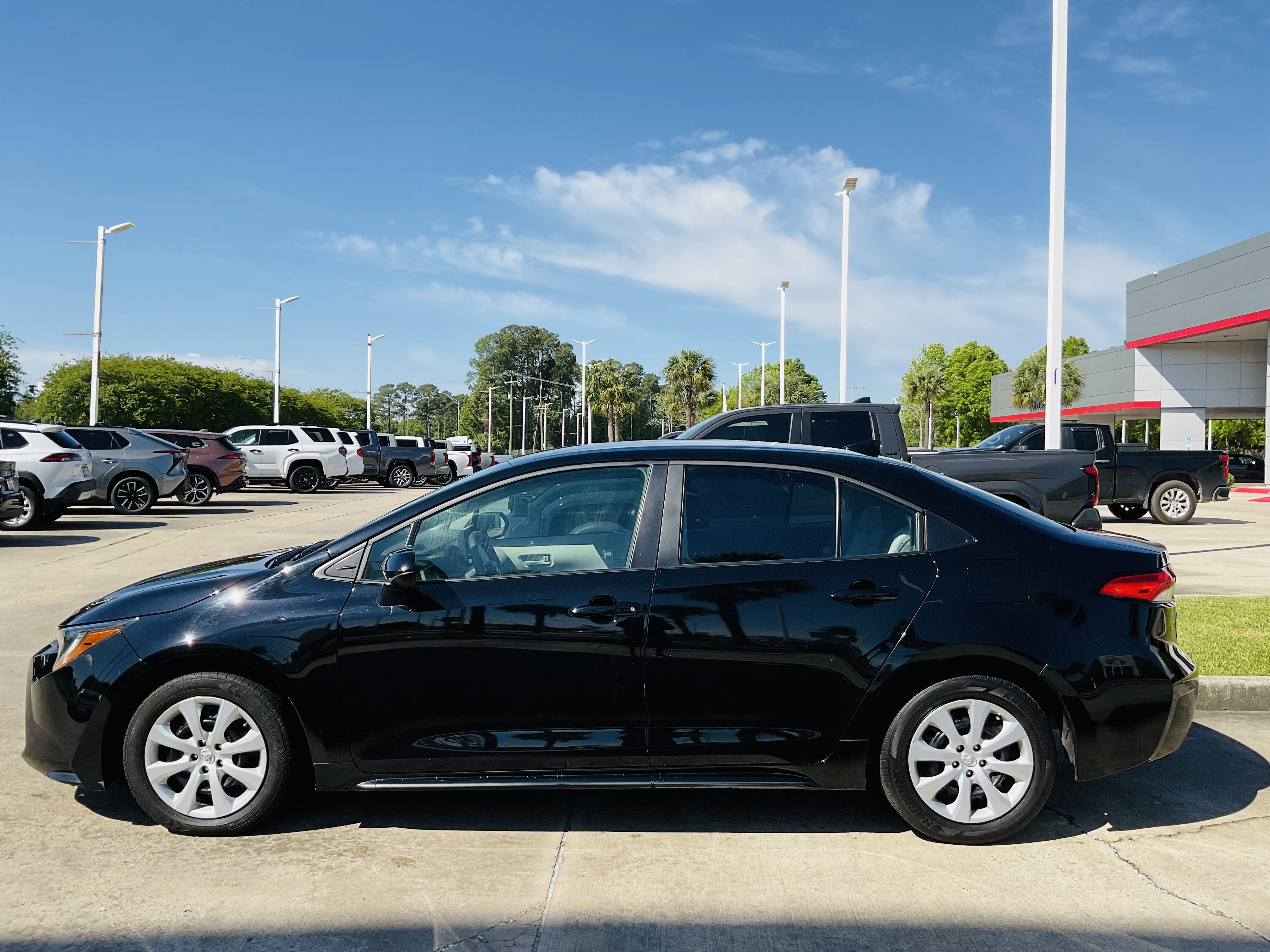 2024 Toyota COROLLA LE