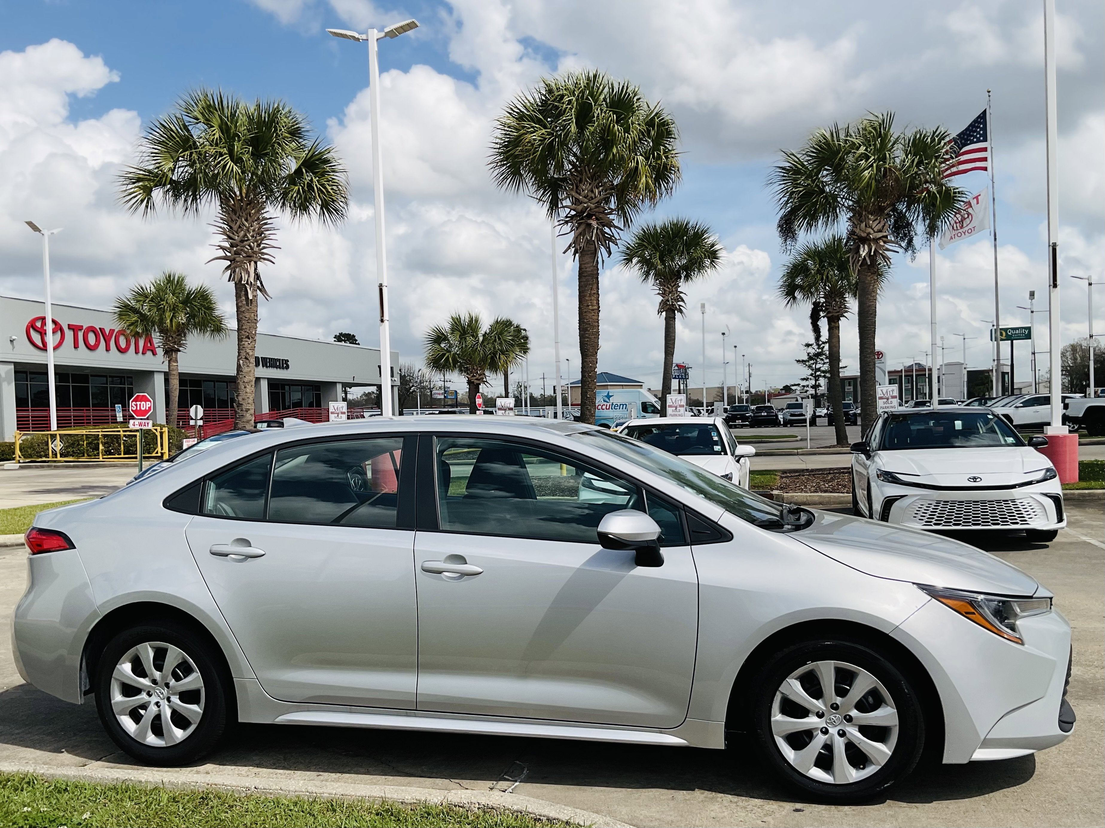 2025 Toyota COROLLA LE