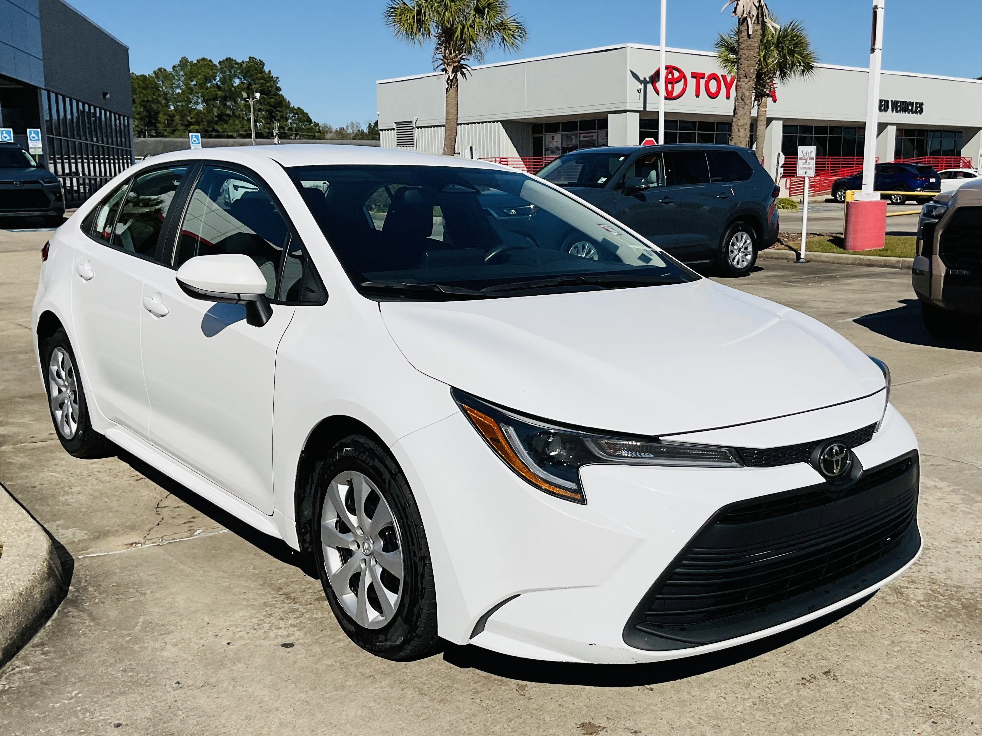 2024 Toyota COROLLA LE