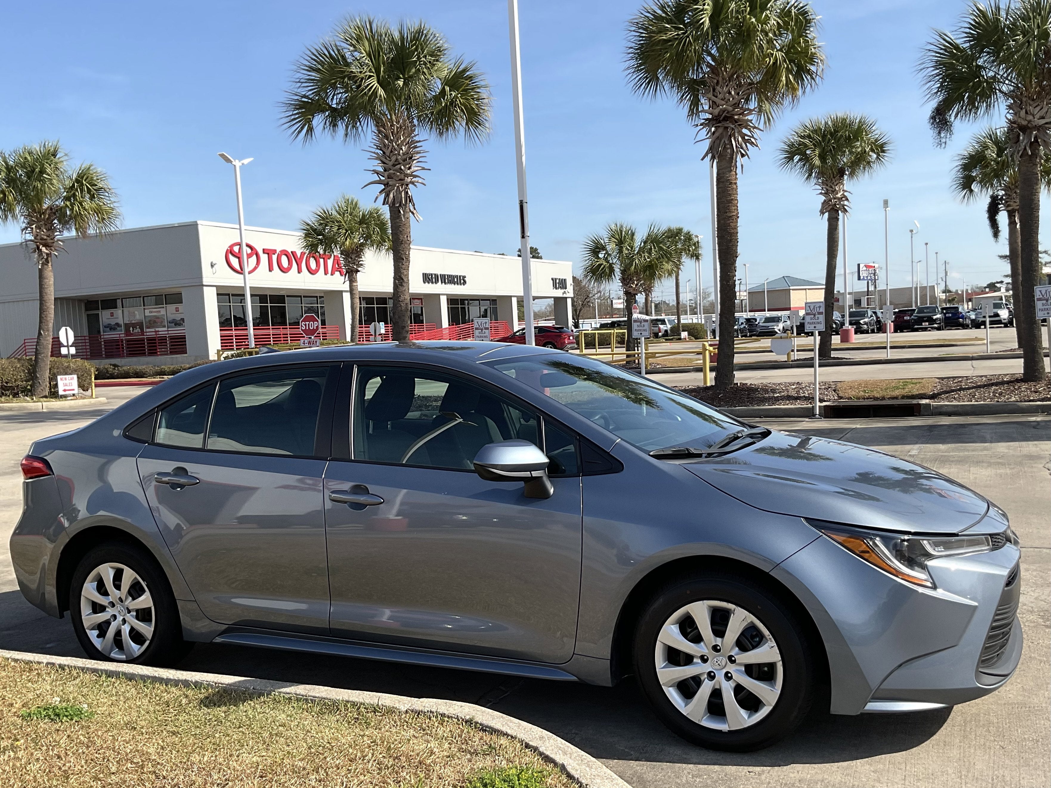 2024 Toyota COROLLA LE