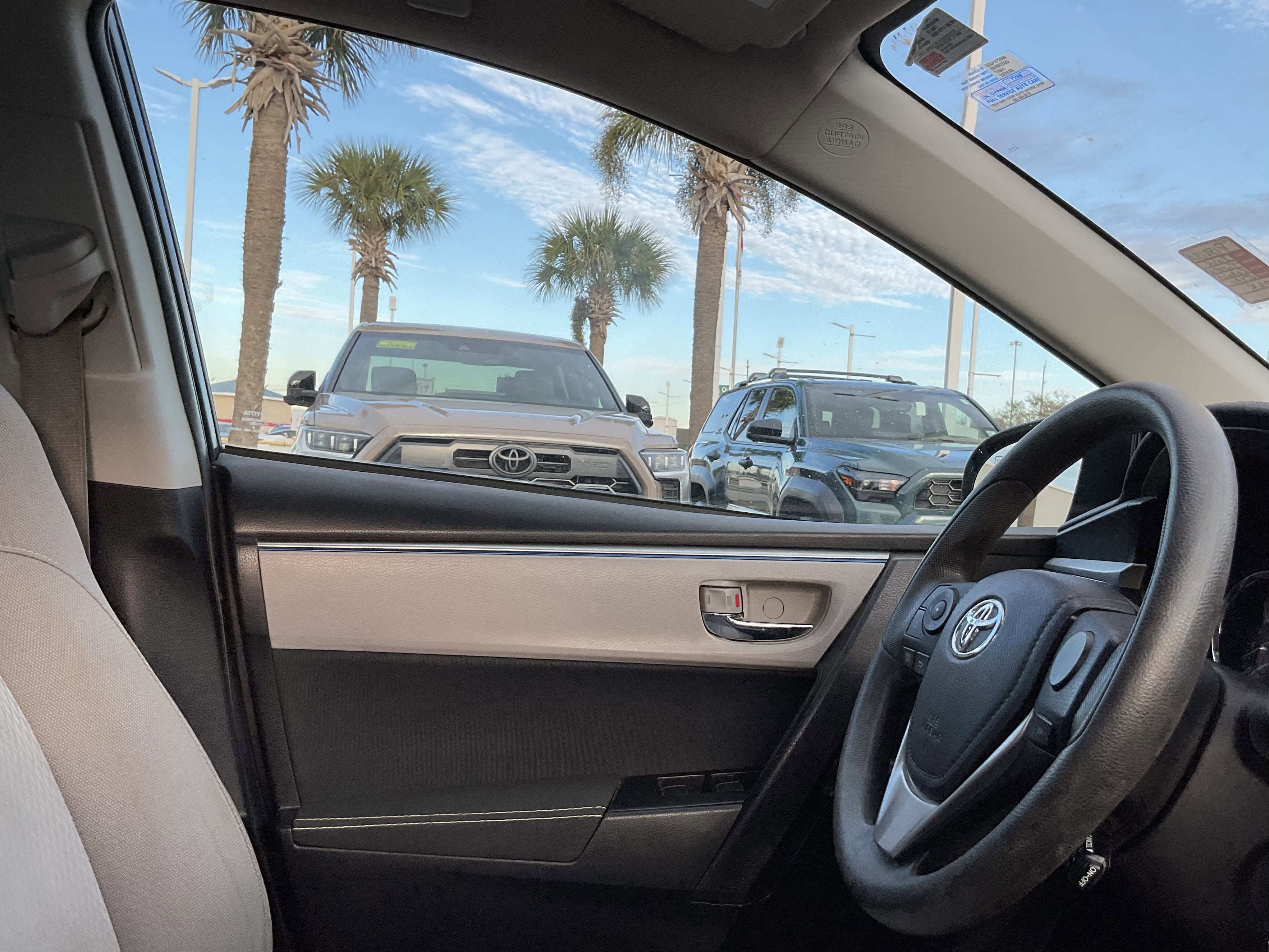 2016 Toyota COROLLA LE