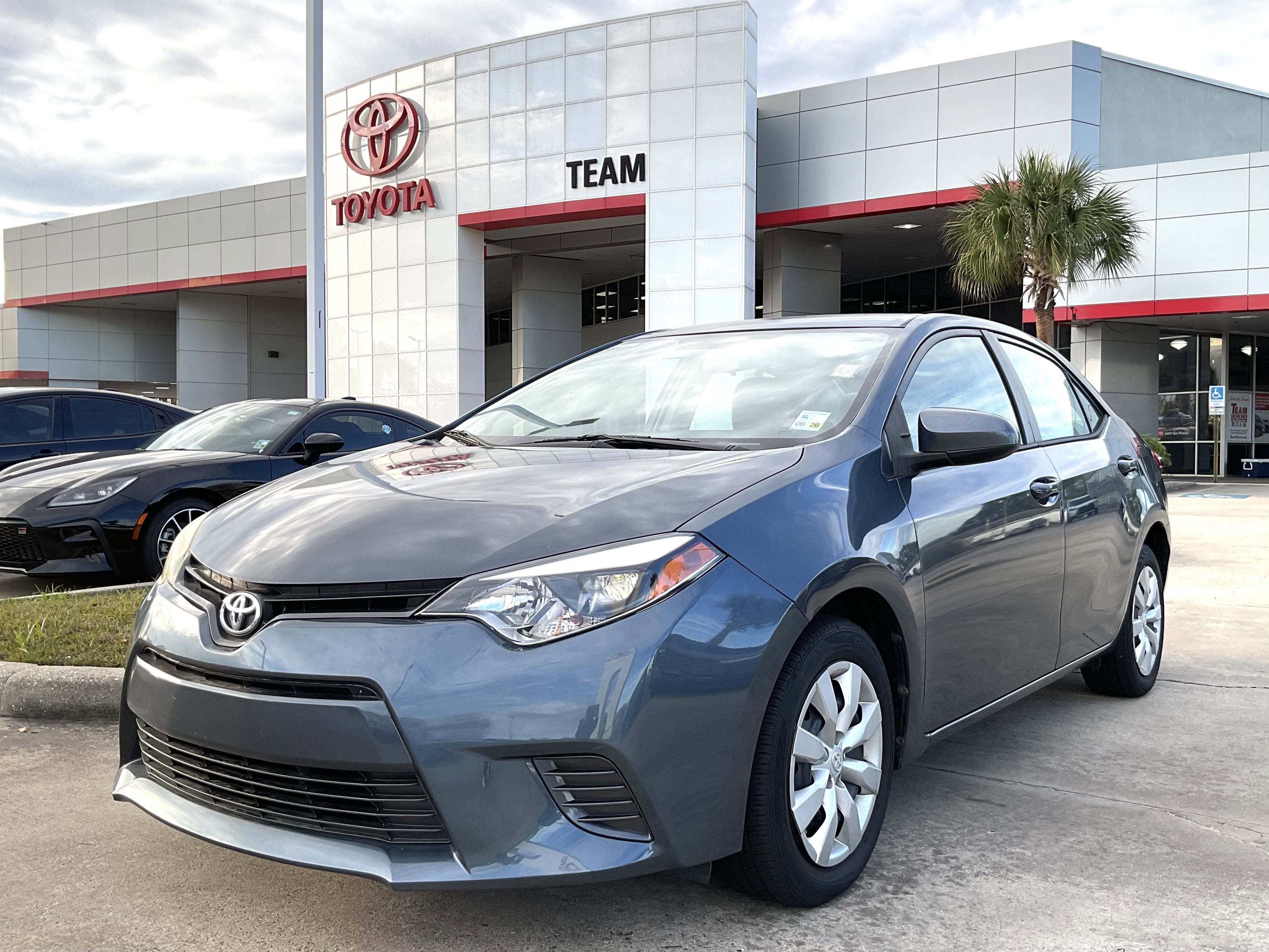 2016 Toyota COROLLA LE