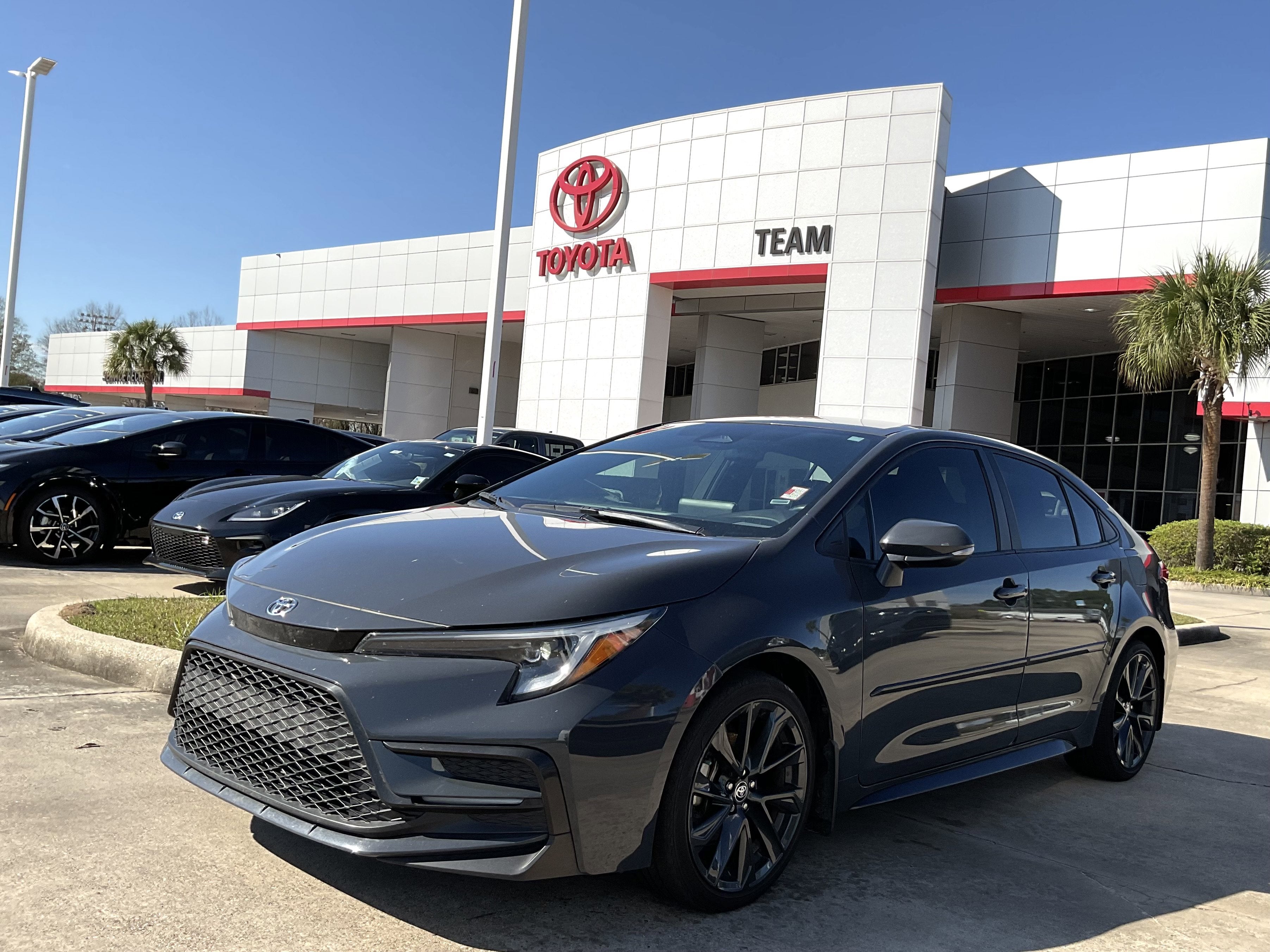 2024 Toyota COROLLA SE