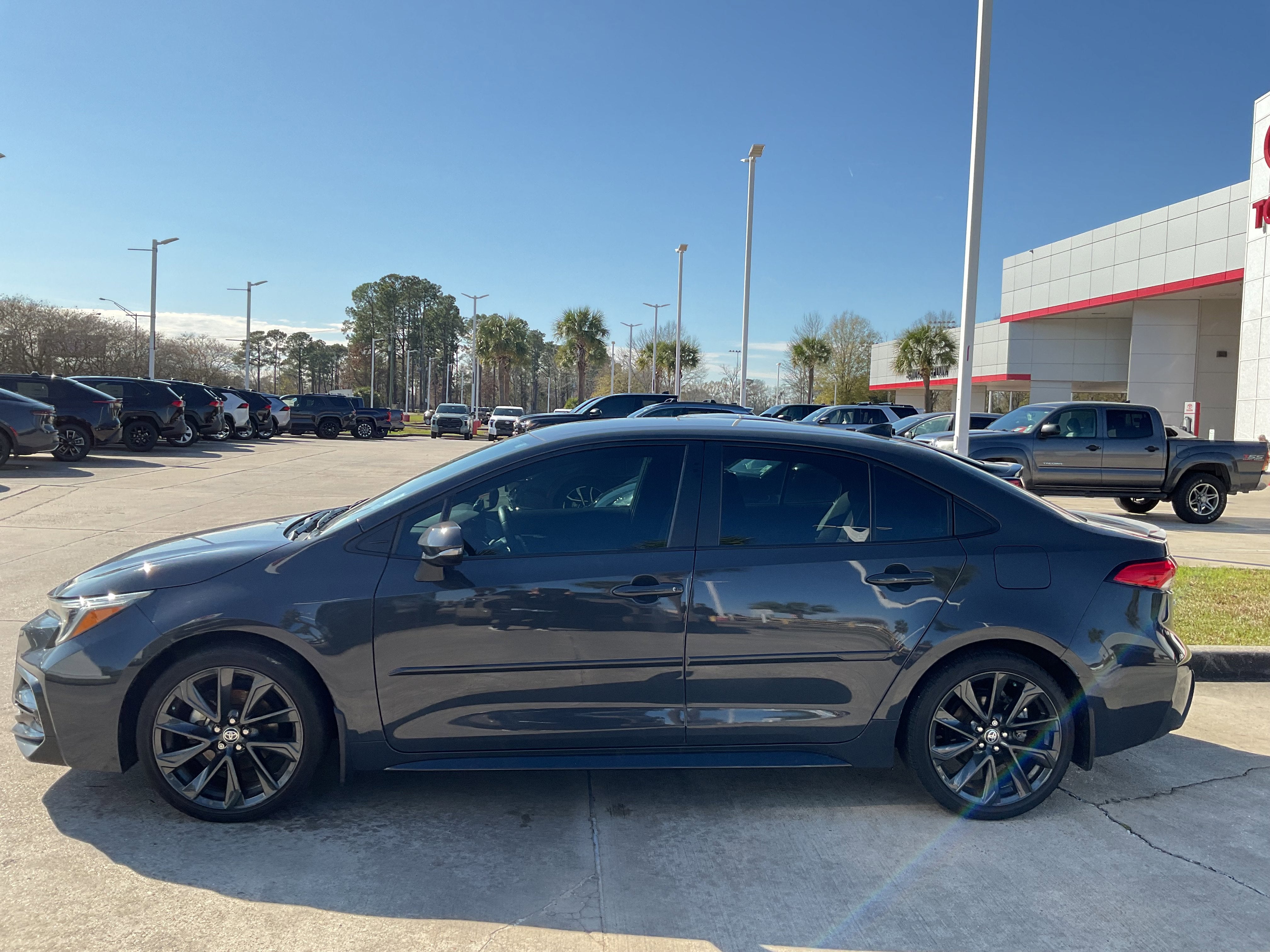 2024 Toyota COROLLA SE