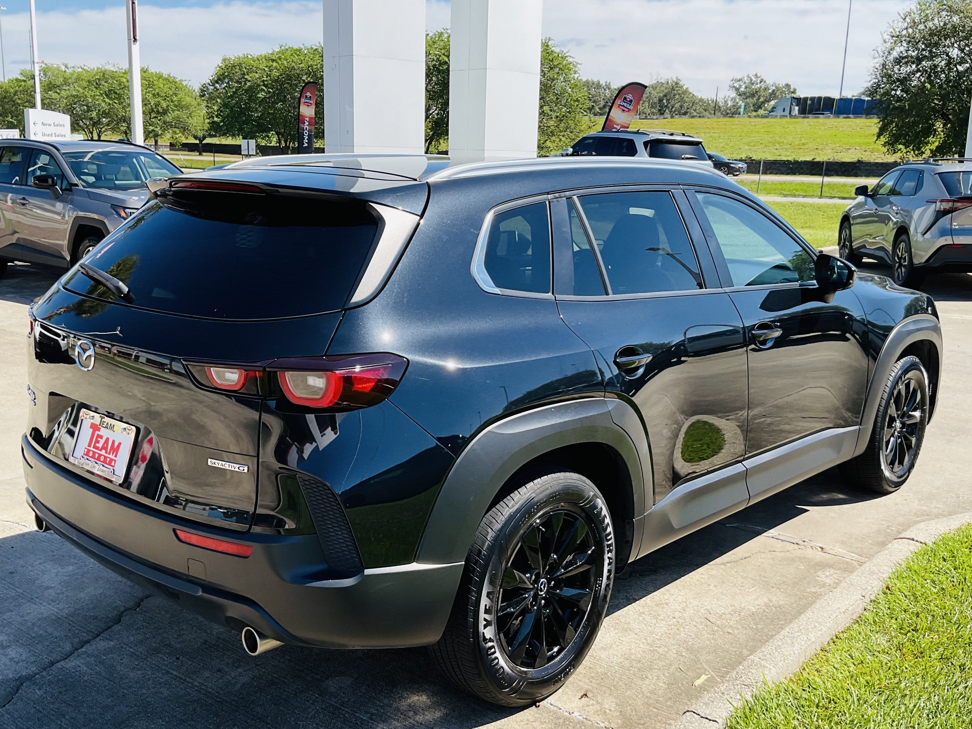 2025 Mazda Mazda CX-50 2.5 S Preferred Package