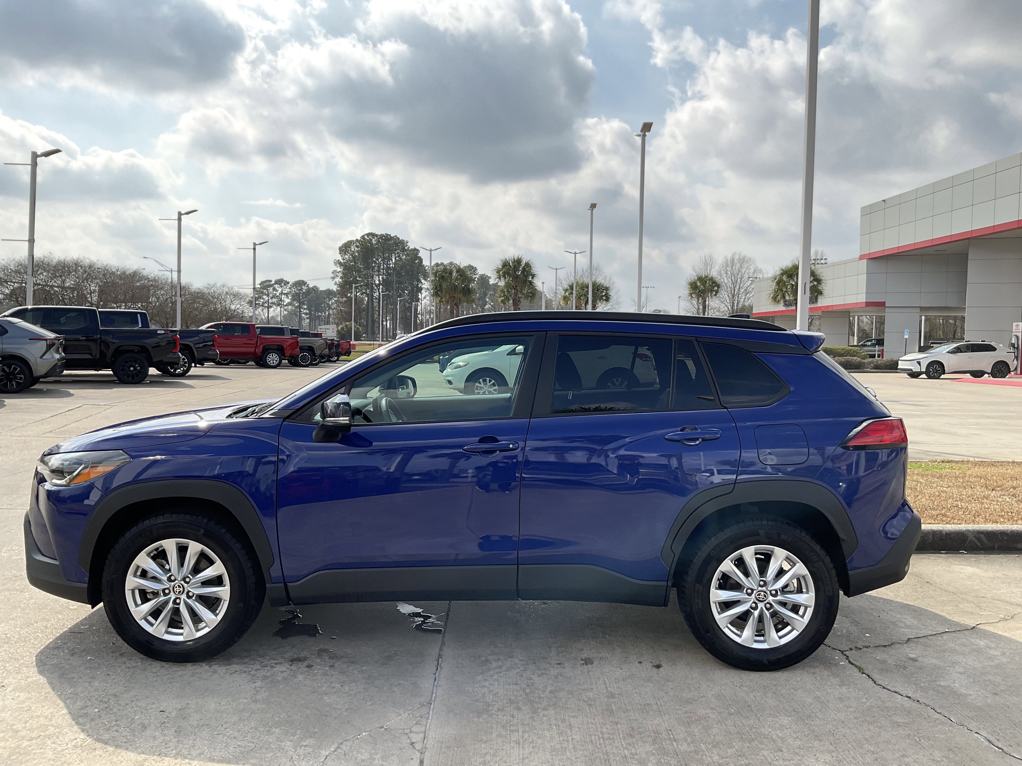 2025 Toyota Corolla Cross LE