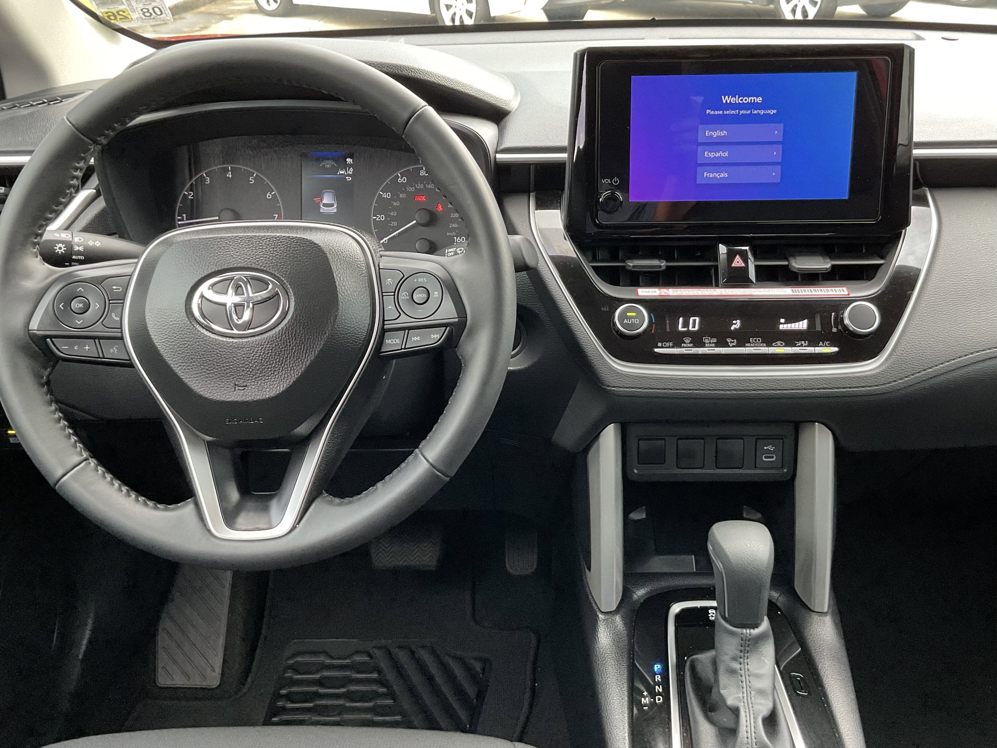 2024 Toyota Corolla Cross LE