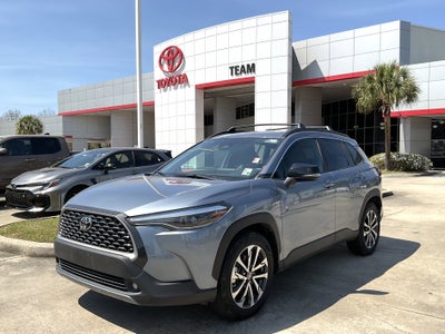 2025 Toyota Corolla Cross XLE