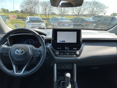 2025 Toyota Corolla Cross XLE