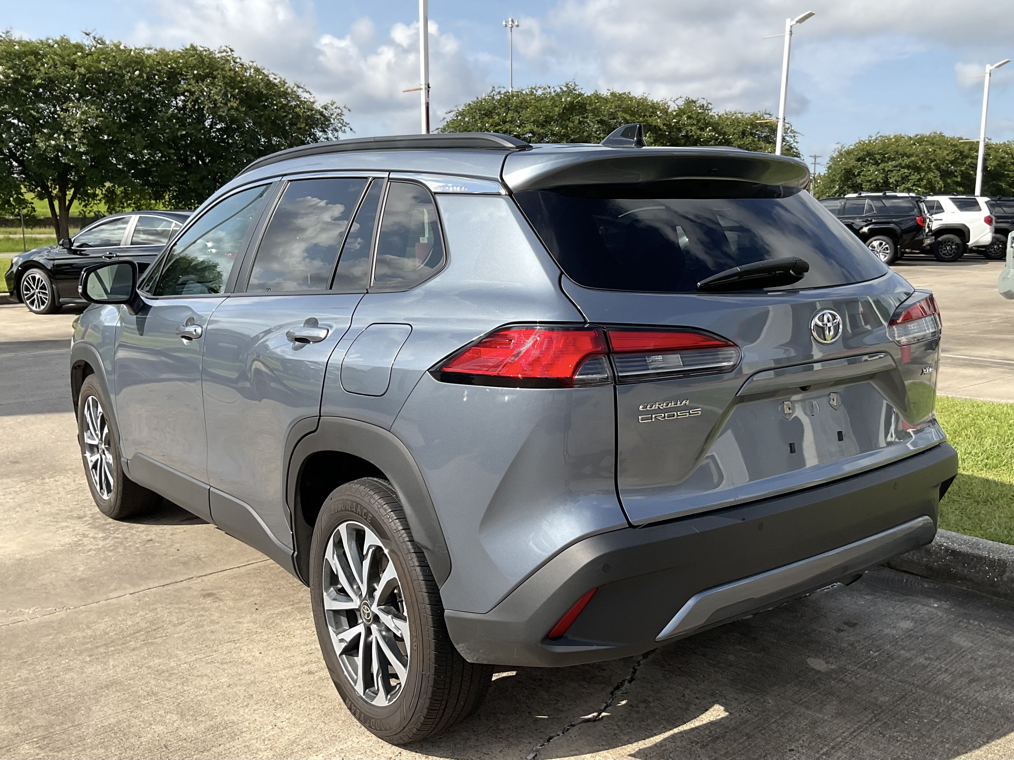 2025 Toyota Corolla Cross XLE