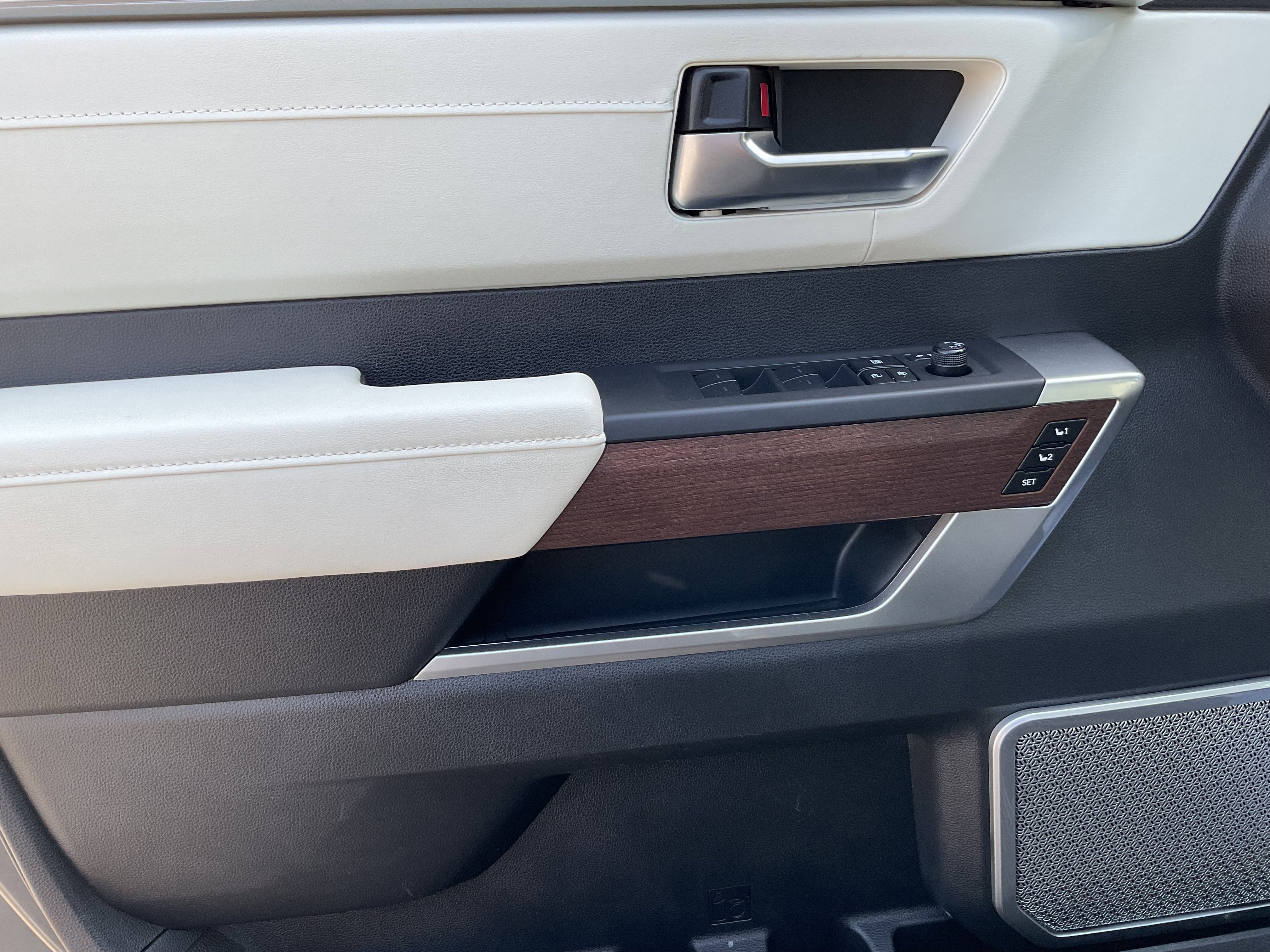 2023 Toyota SEQUOIA 2WD Capstone